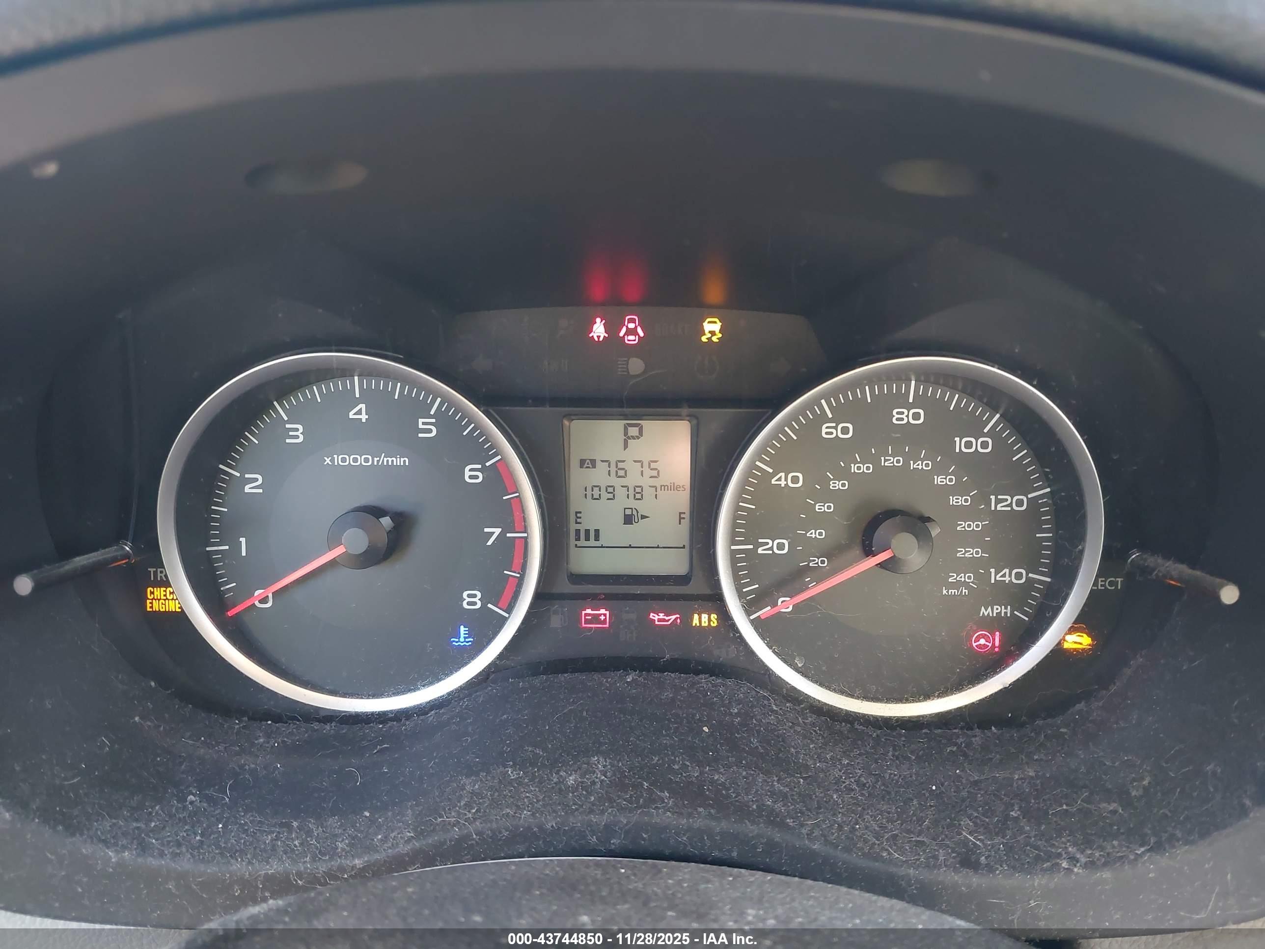 SUBARU FORESTER image 7