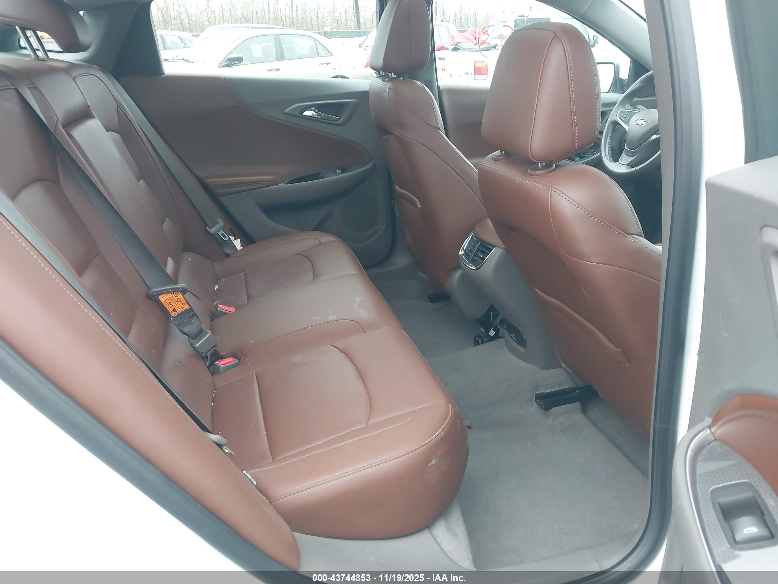 CHEVROLET MALIBU image 8