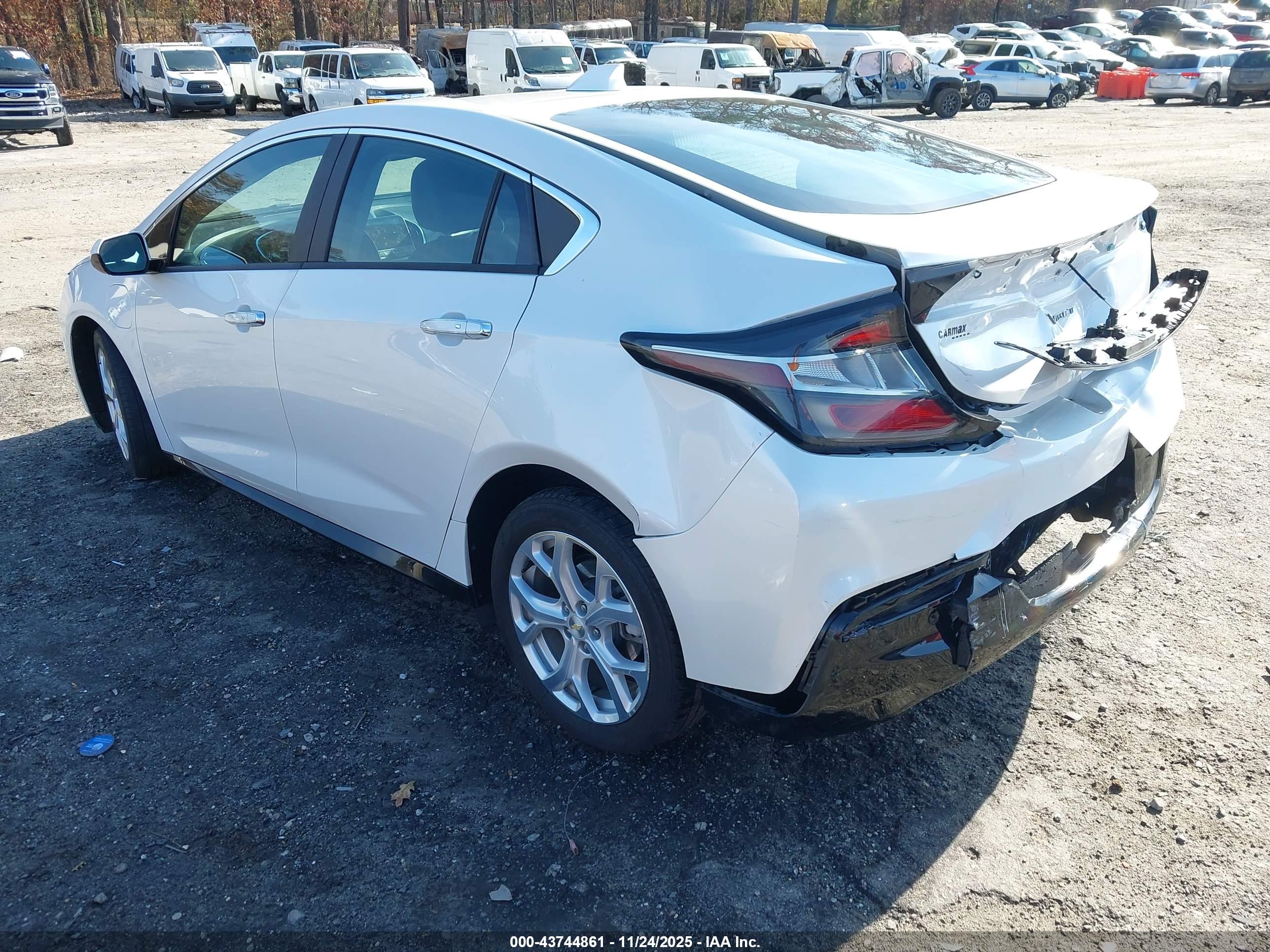 CHEVROLET VOLT image 3