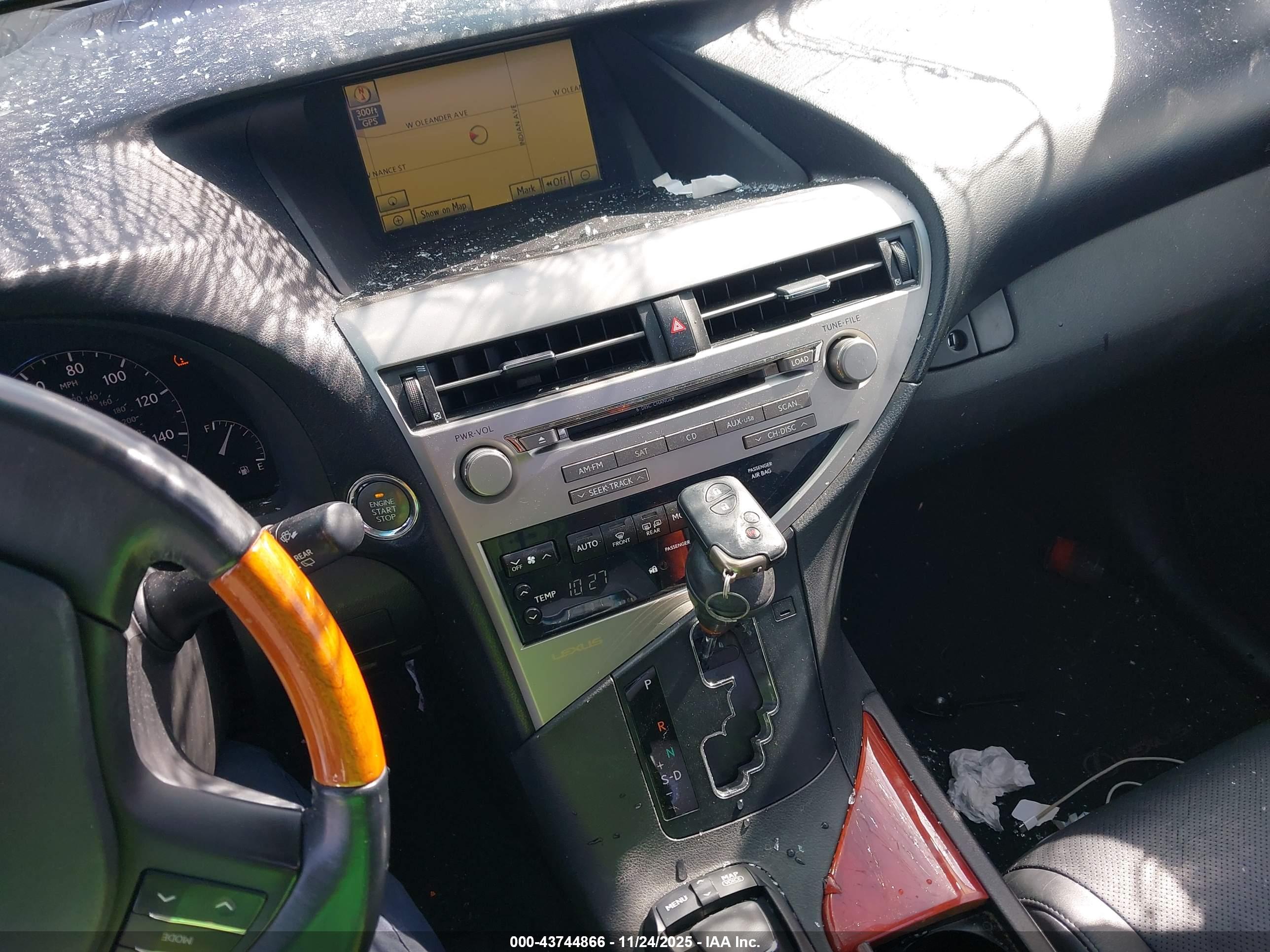 LEXUS RX image 11