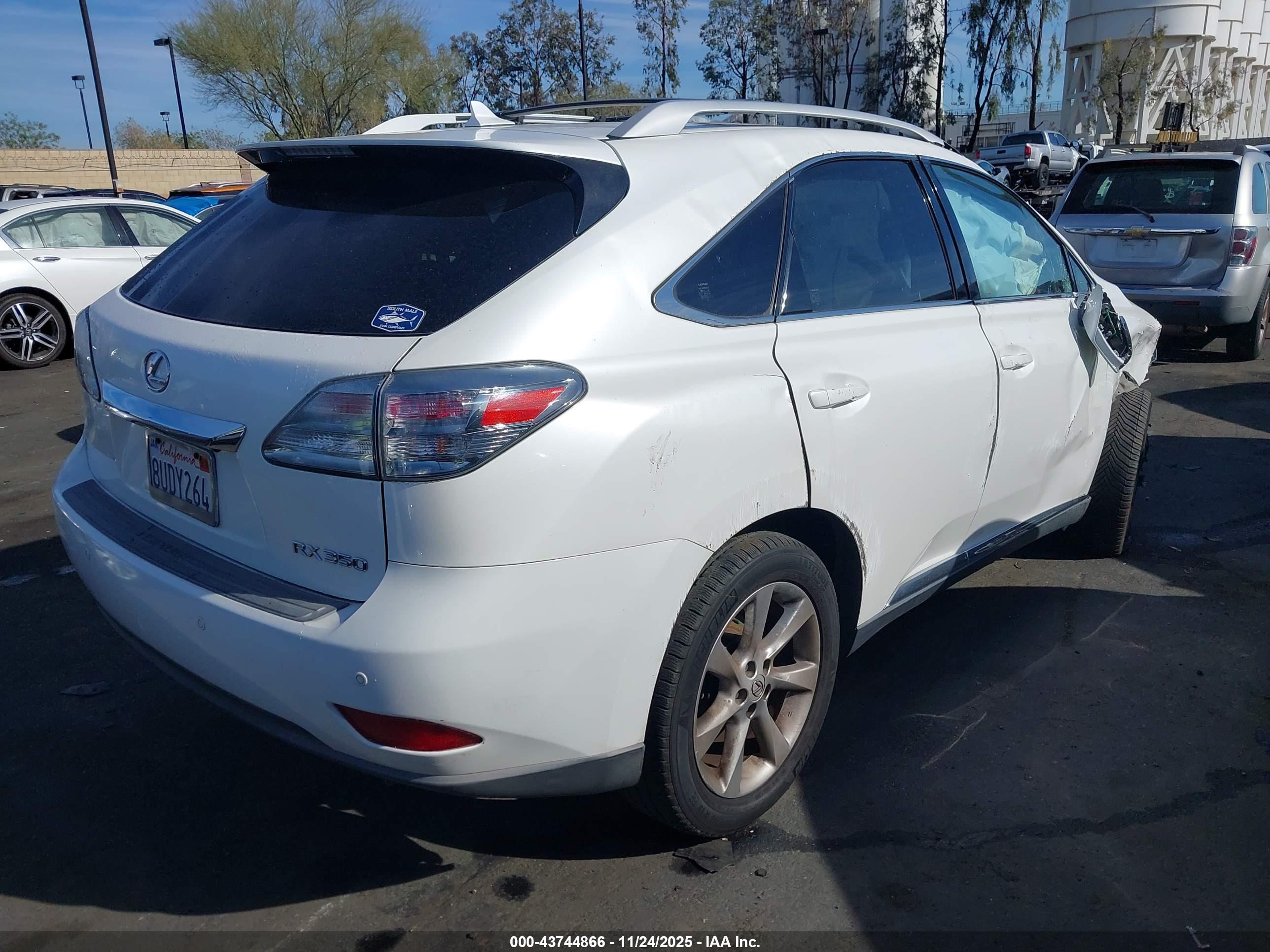 LEXUS RX image 4