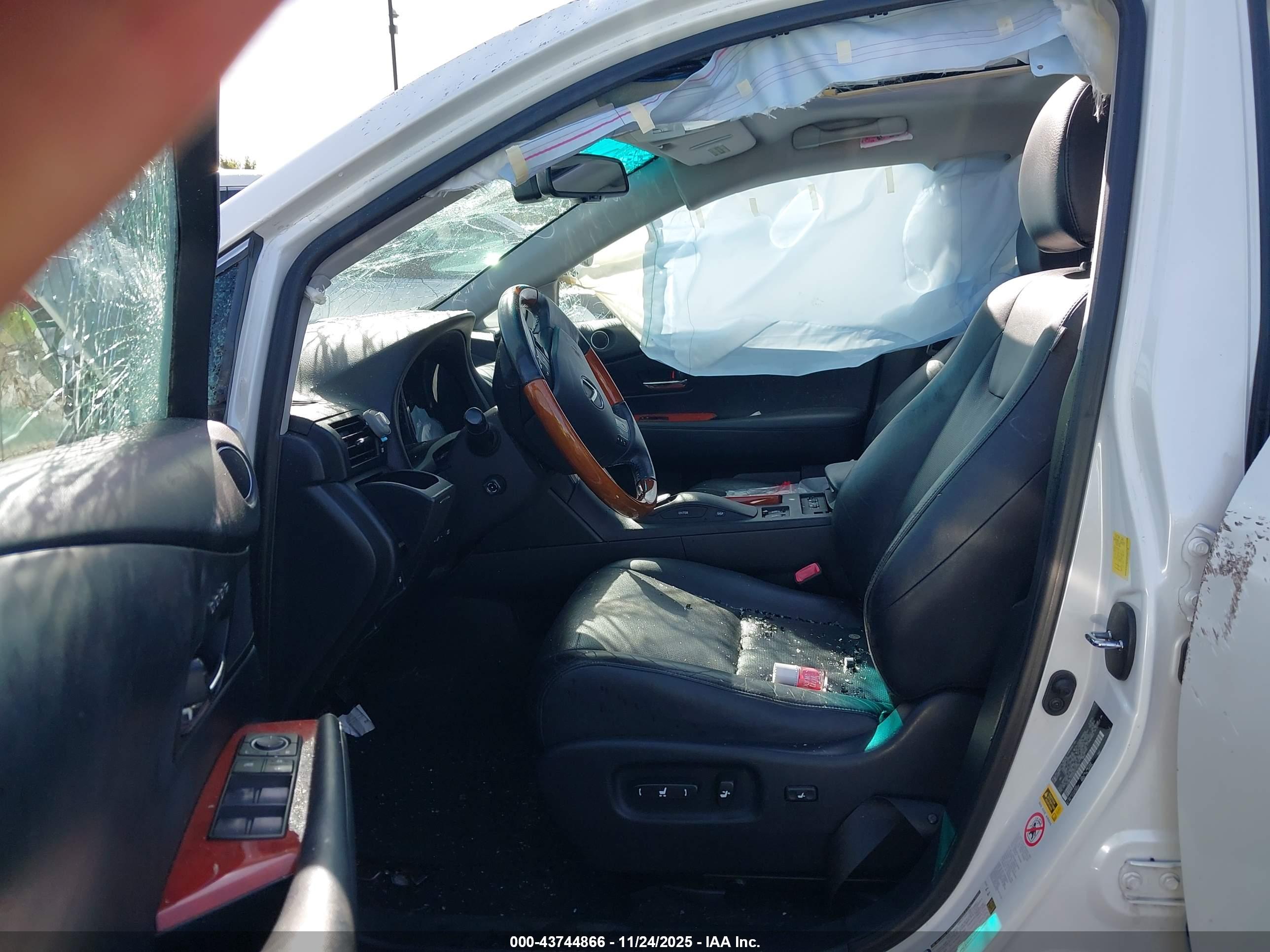 LEXUS RX image 5