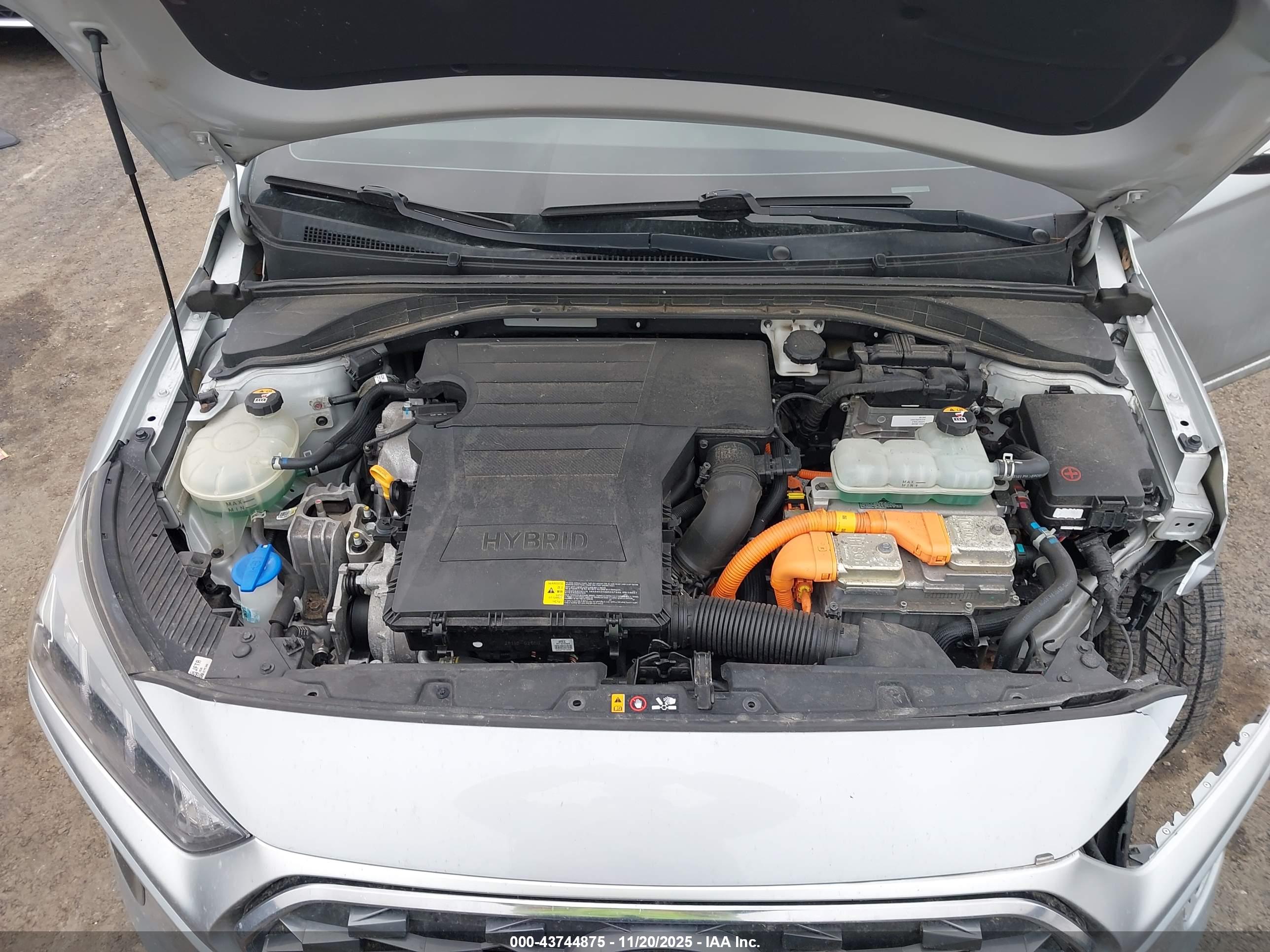 HYUNDAI IONIQ image 10