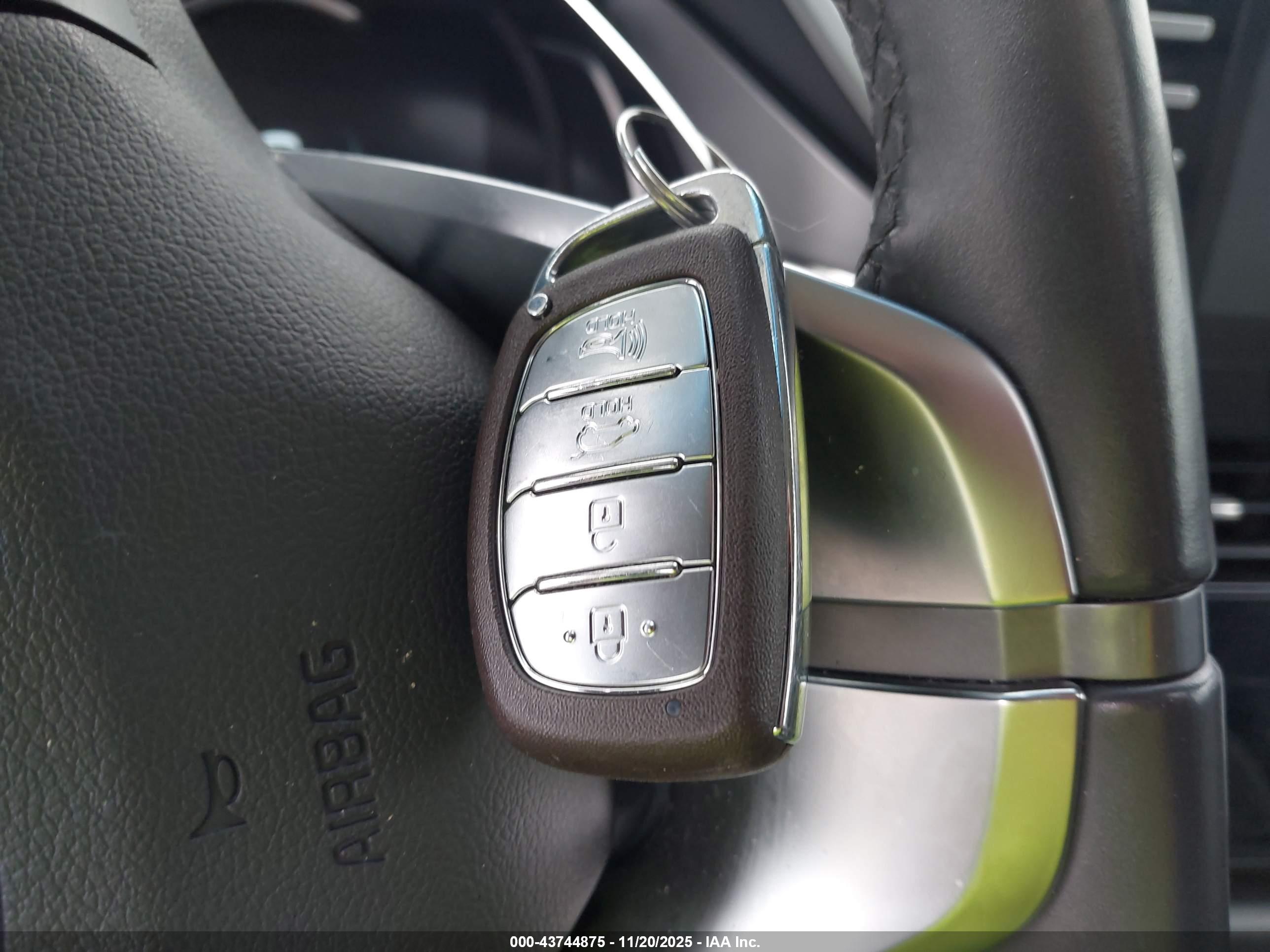 HYUNDAI IONIQ image 11