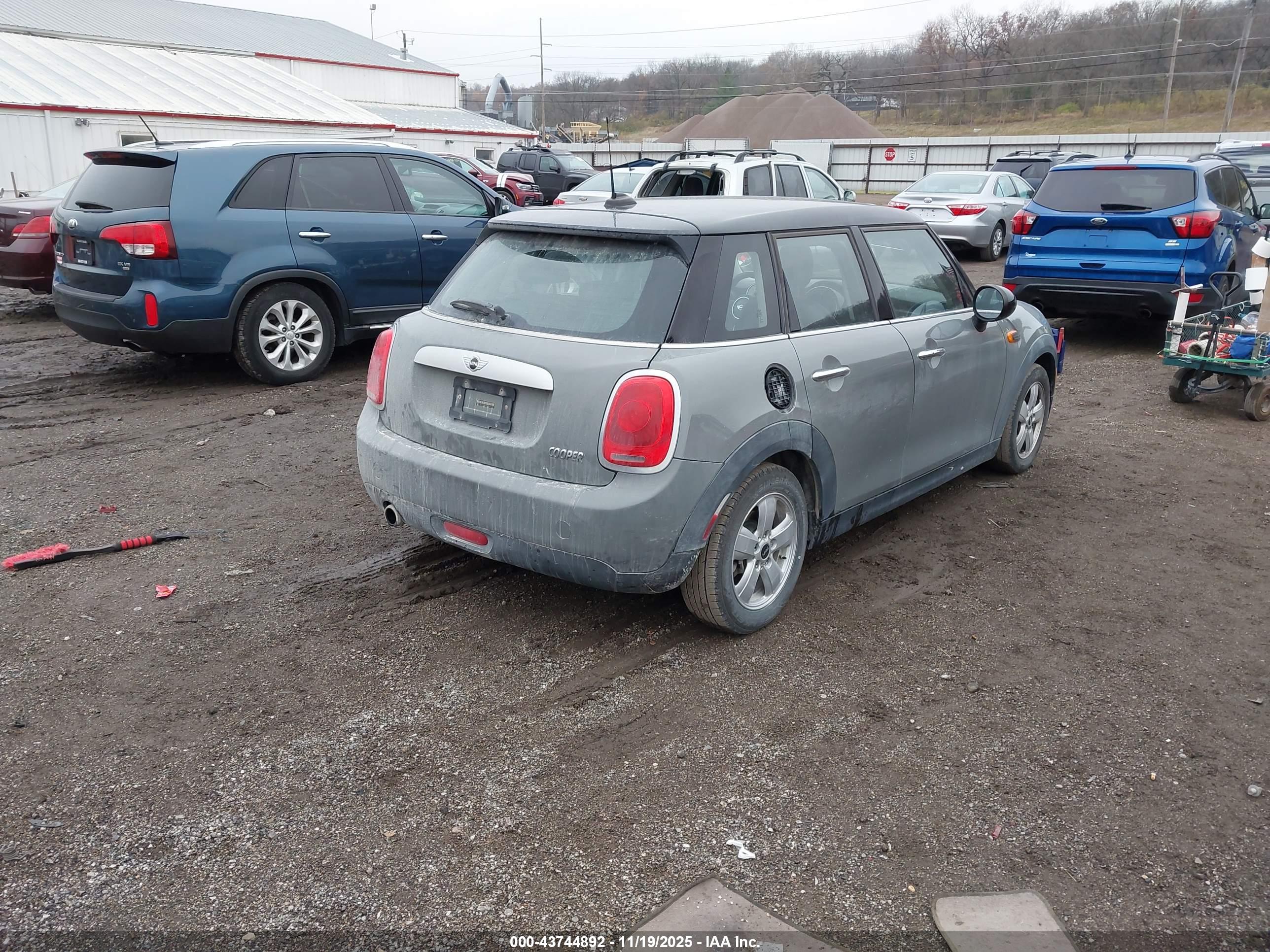 MINI HARDTOP image 4