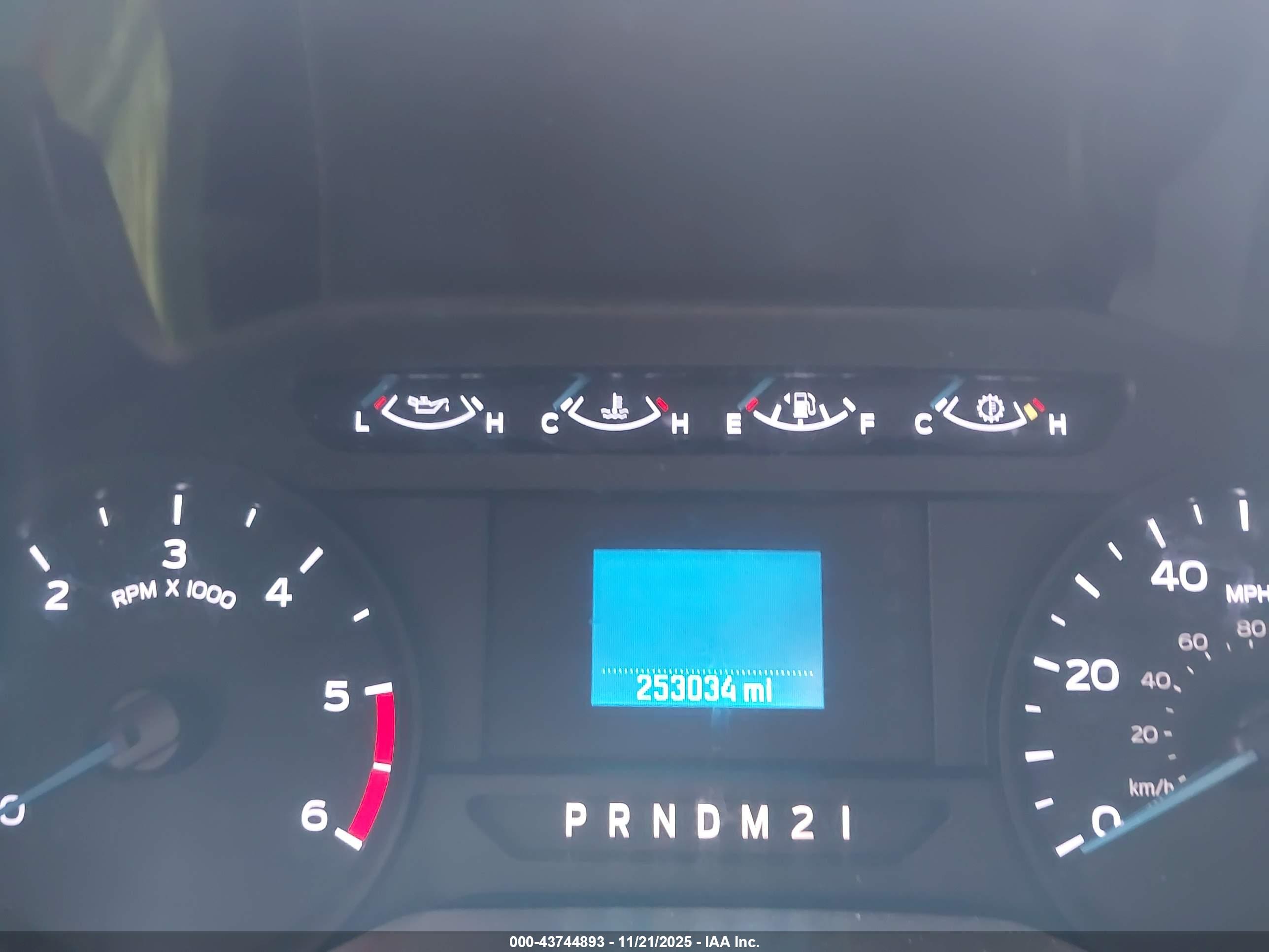 FORD F-550 image 6