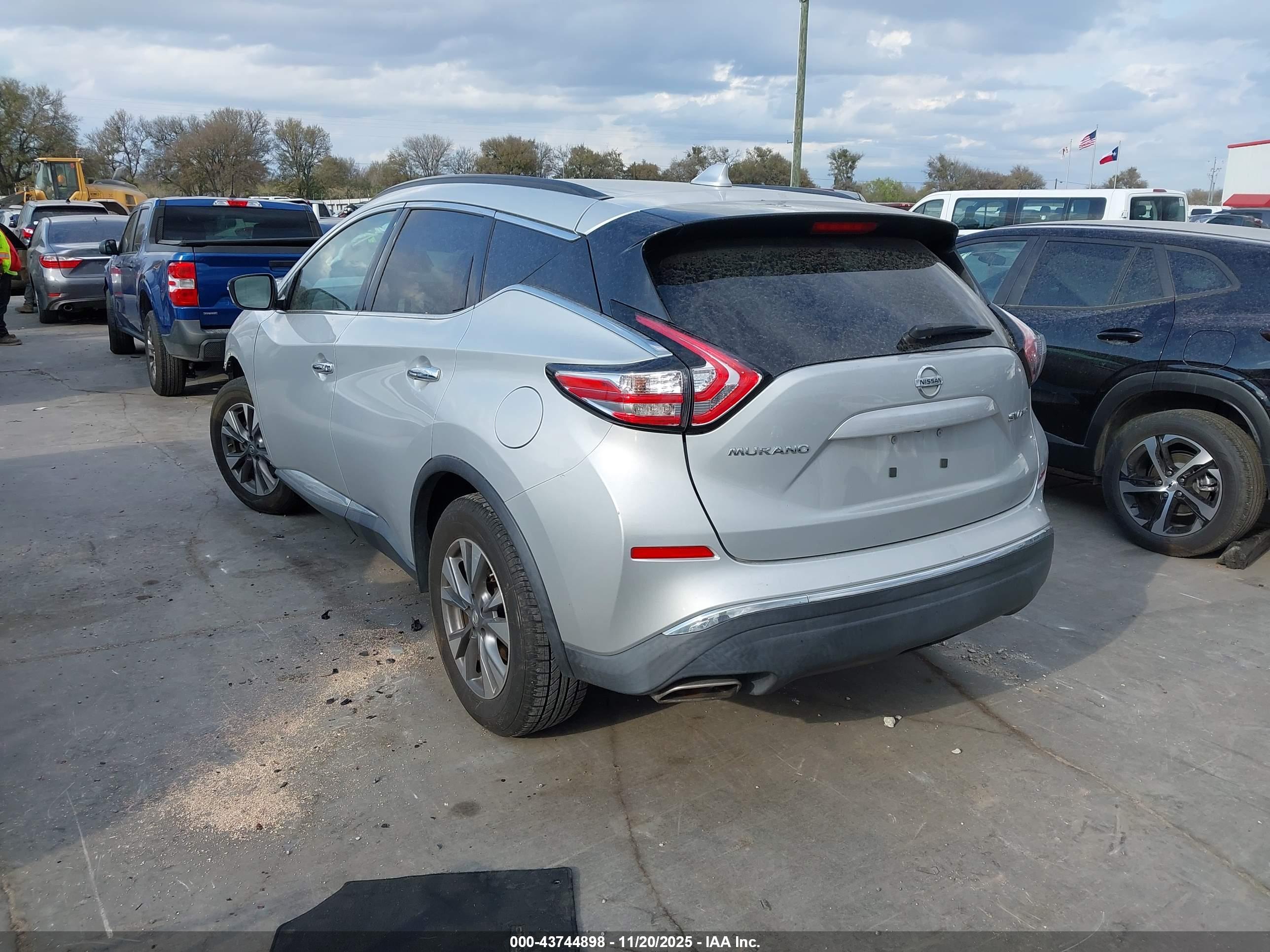 NISSAN MURANO image 3