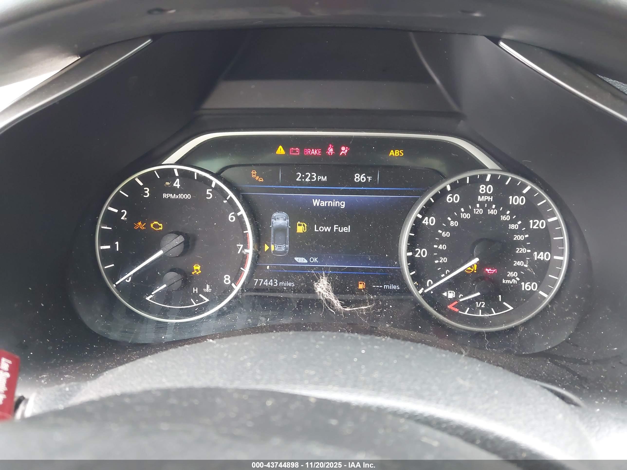 NISSAN MURANO image 7