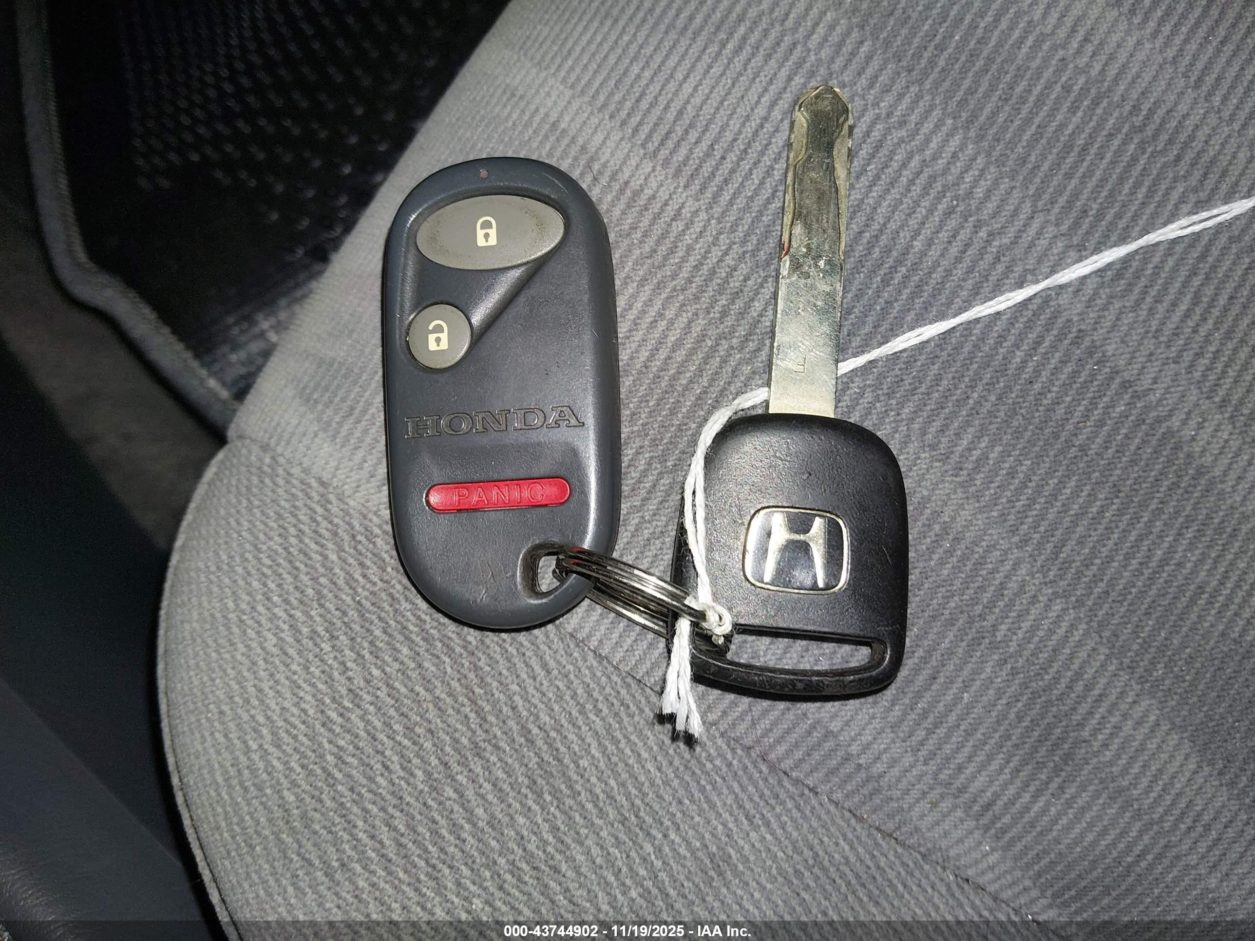 HONDA CIVIC image 11