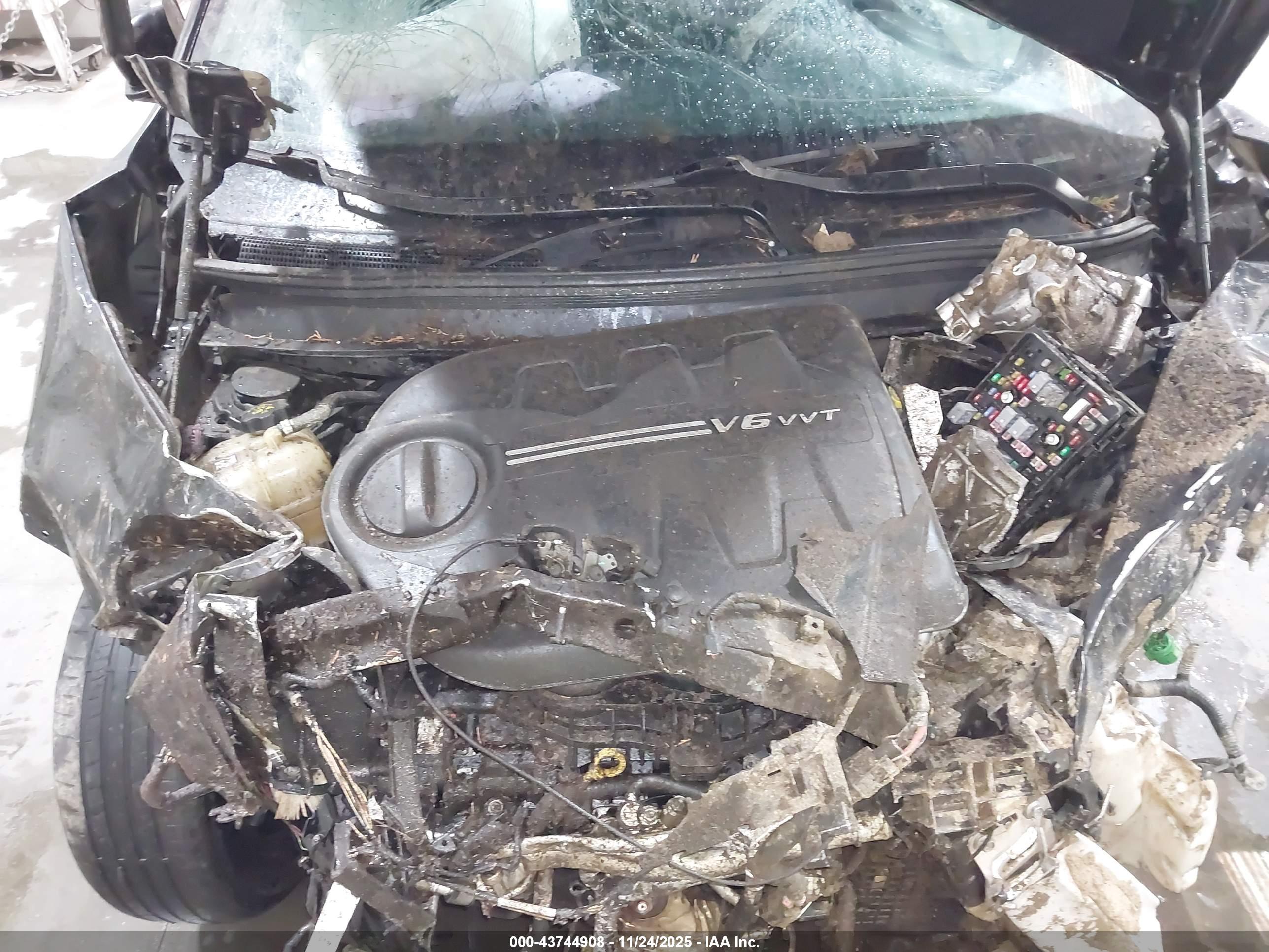 JEEP CHEROKEE image 10