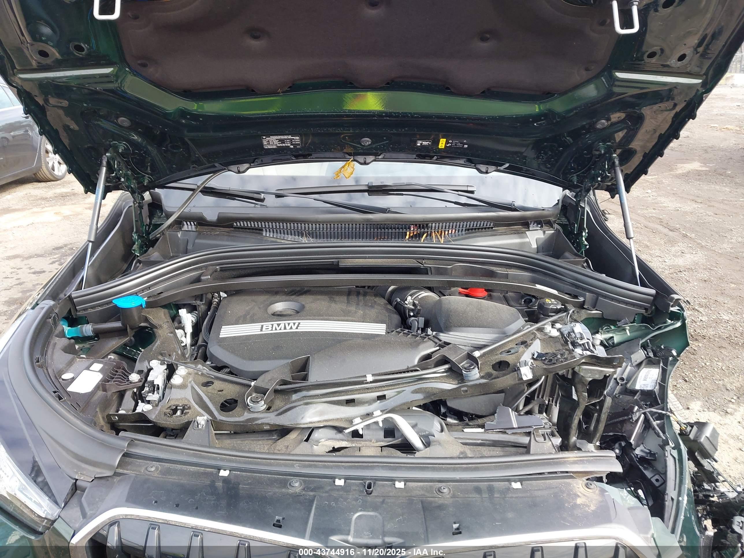 BMW X1 image 10