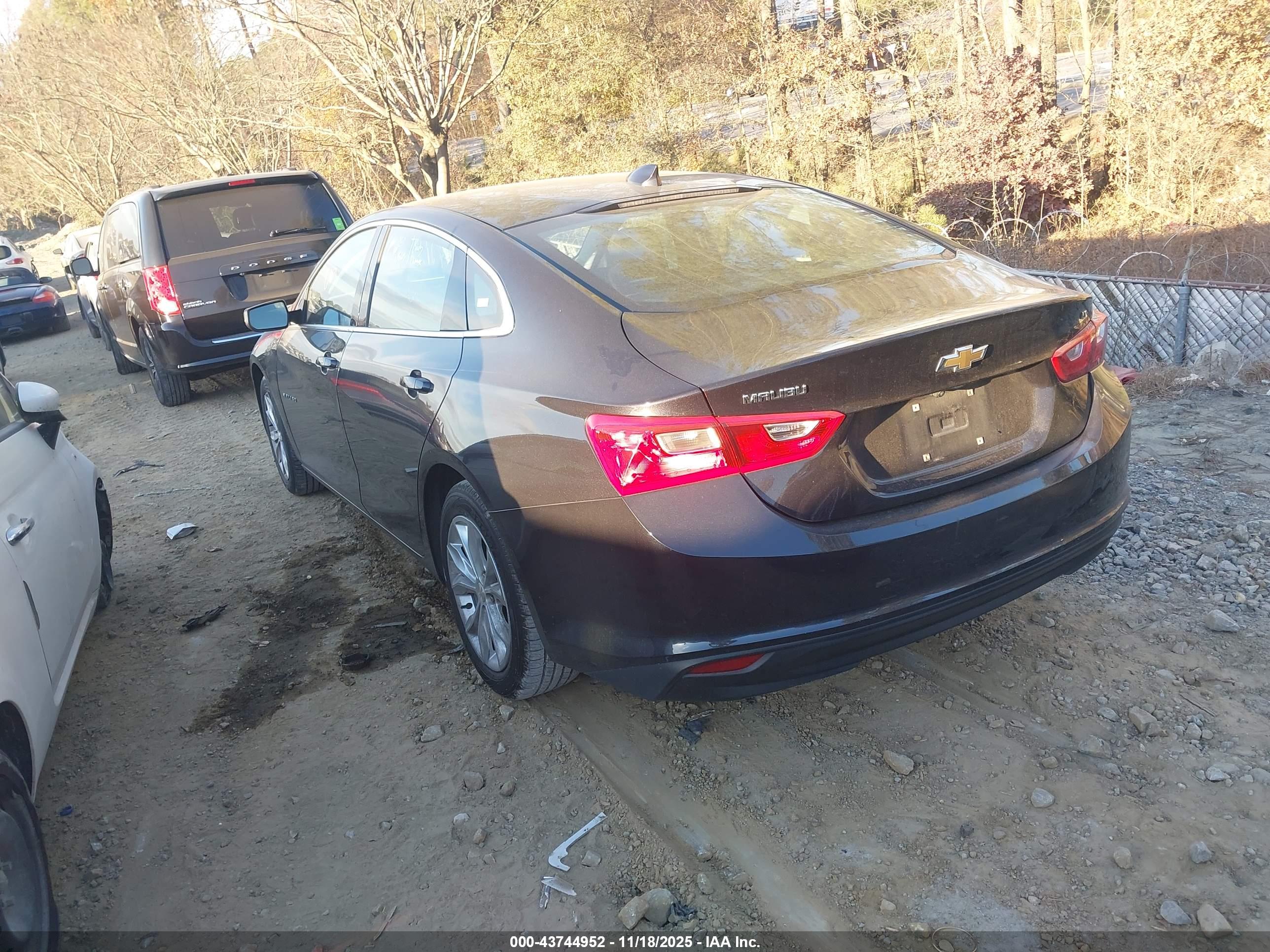 CHEVROLET MALIBU image 3