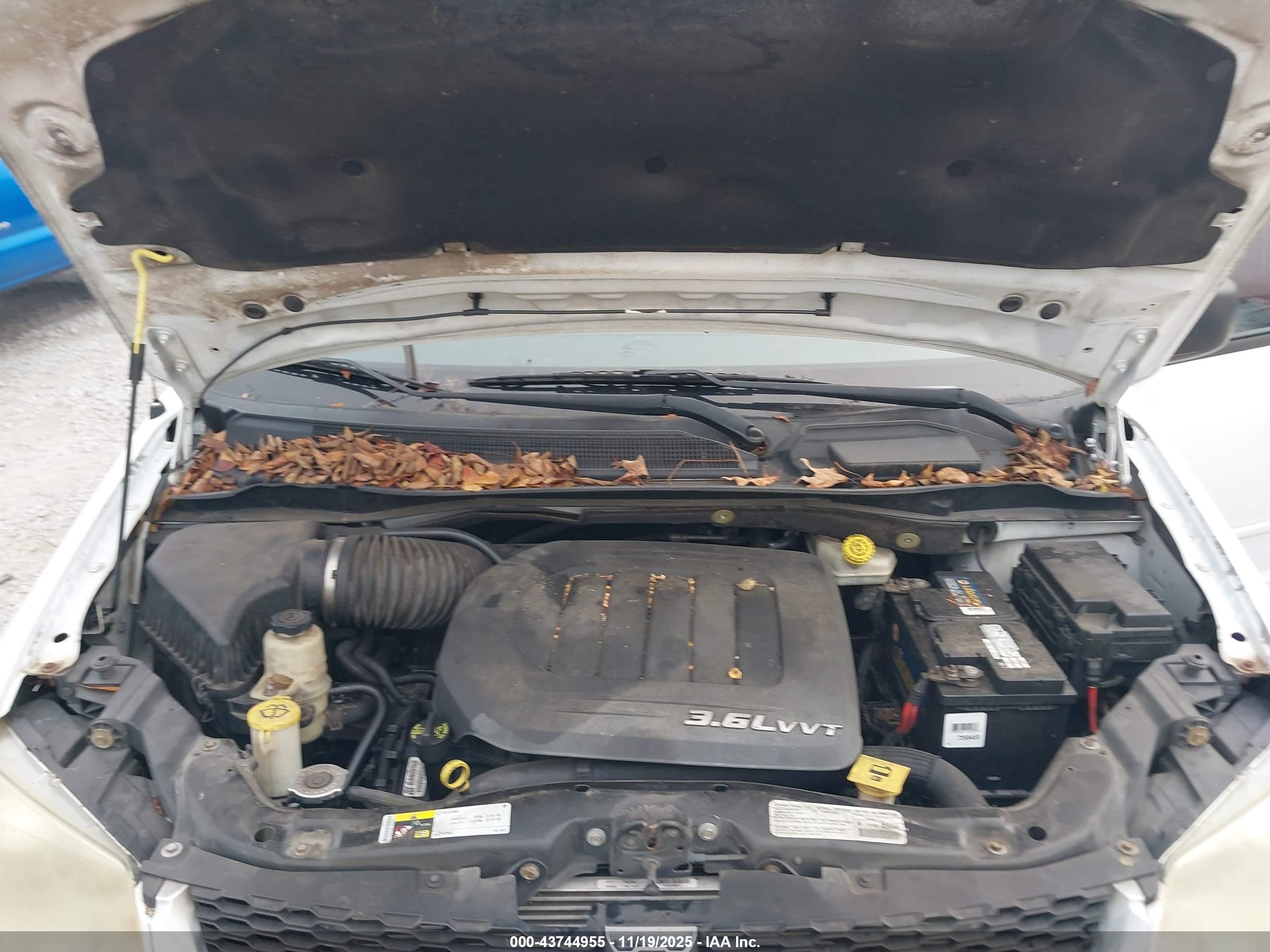 DODGE GRAND image 10