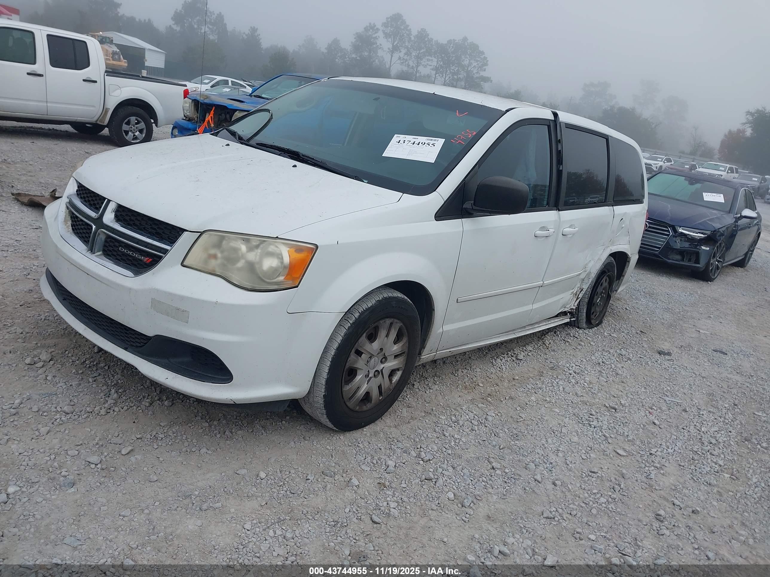 DODGE GRAND image 2