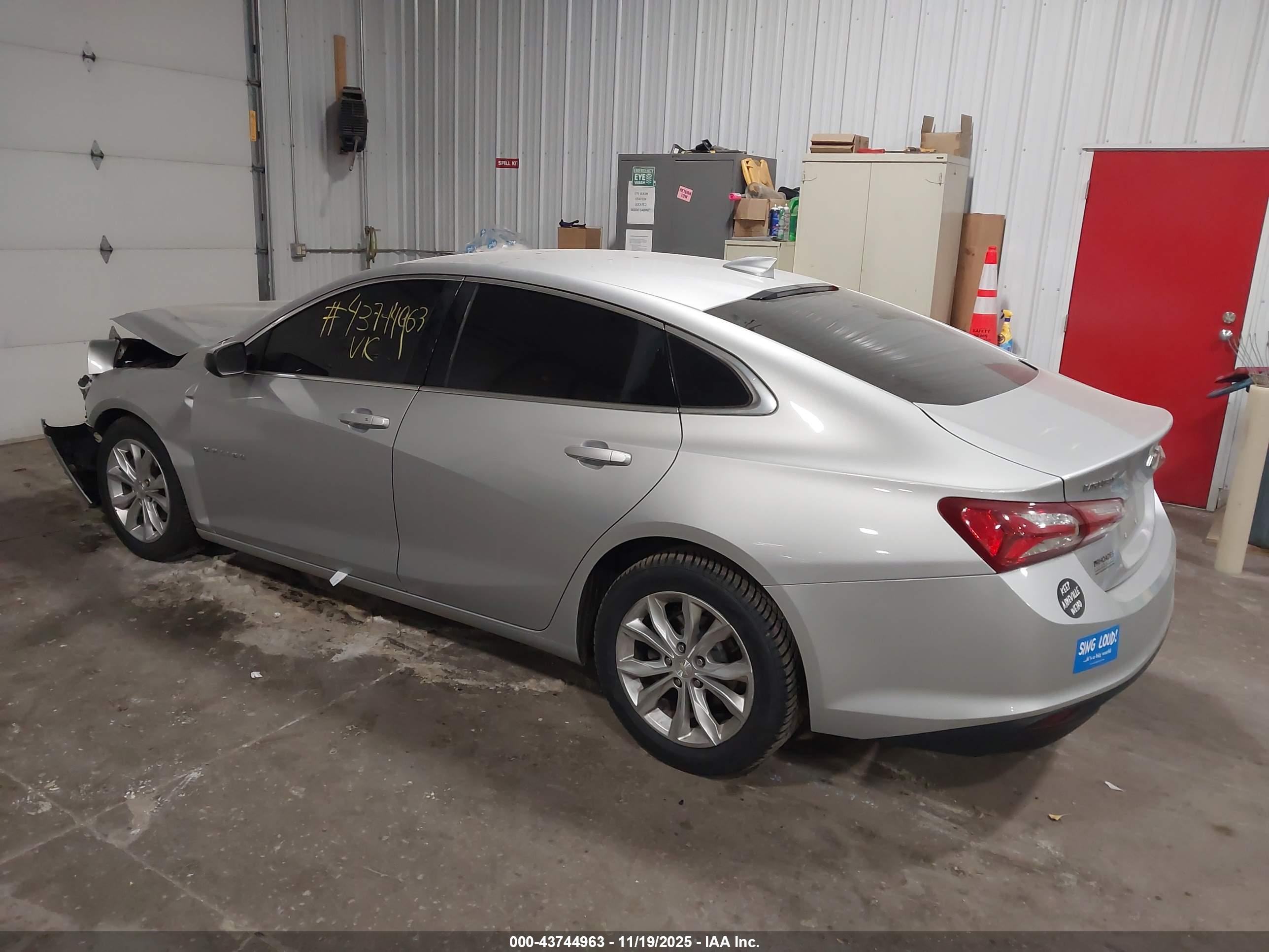 CHEVROLET MALIBU image 3