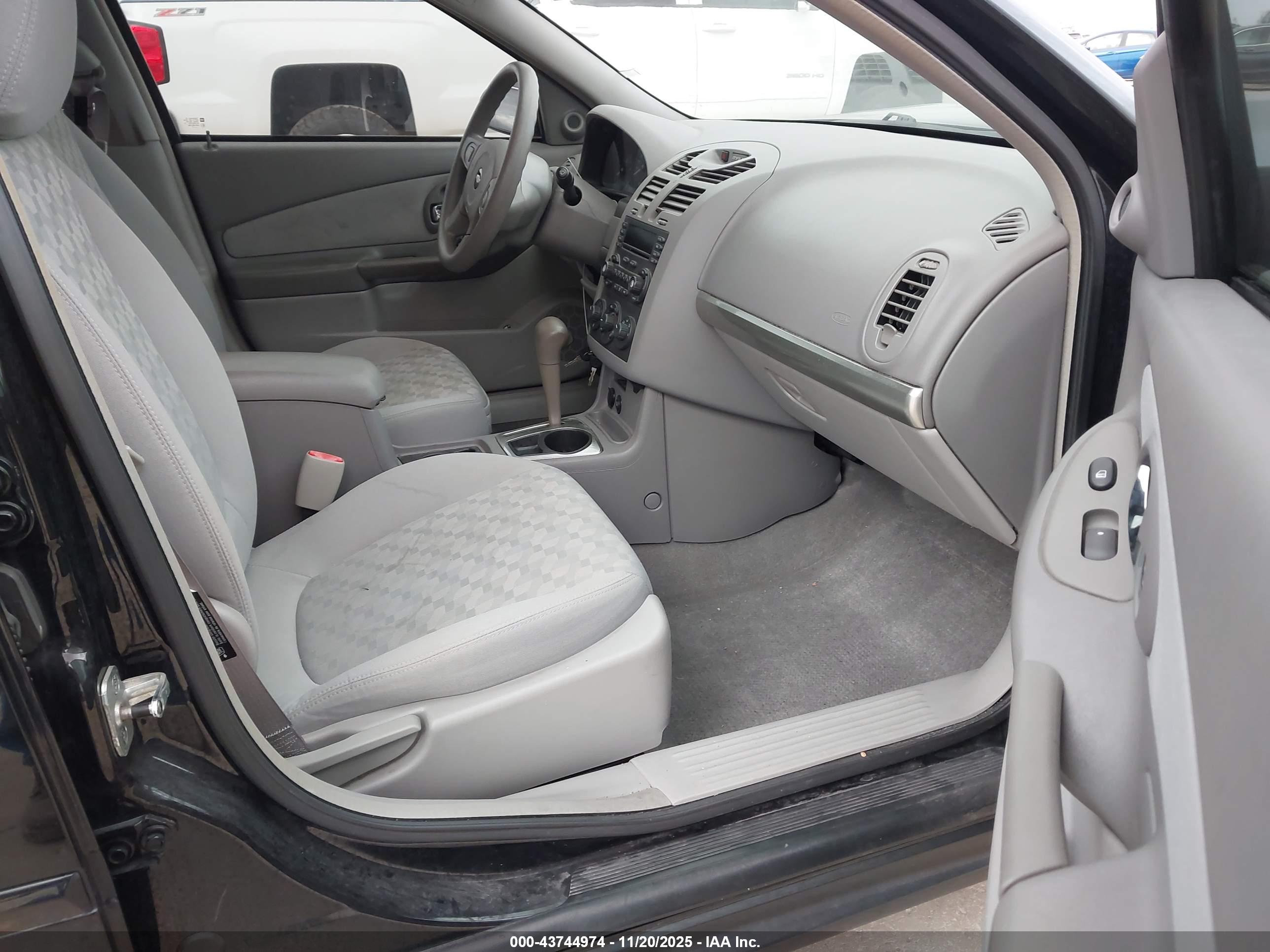 CHEVROLET MALIBU image 5
