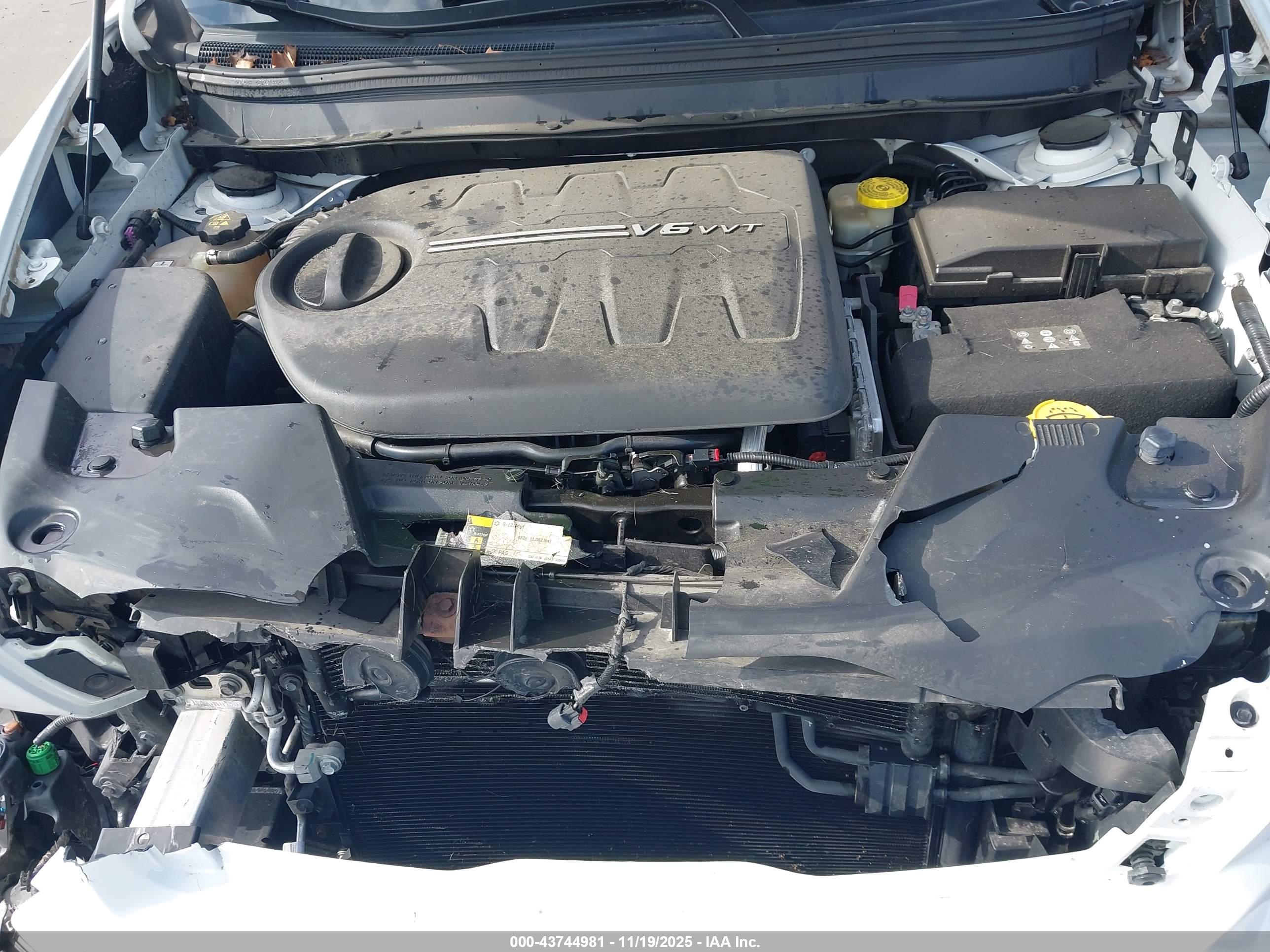 JEEP CHEROKEE image 10