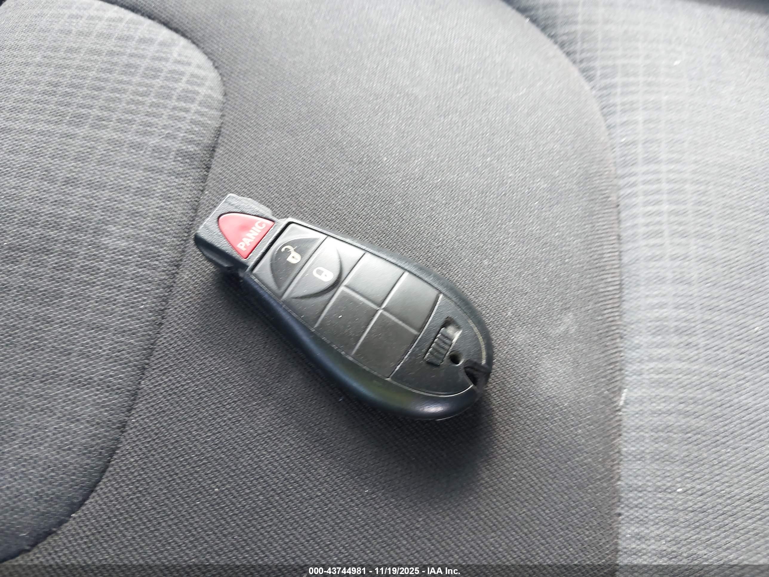 JEEP CHEROKEE image 11