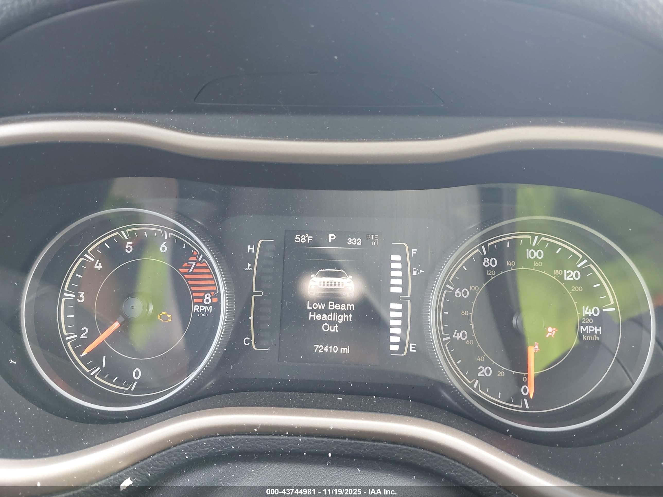 JEEP CHEROKEE image 7