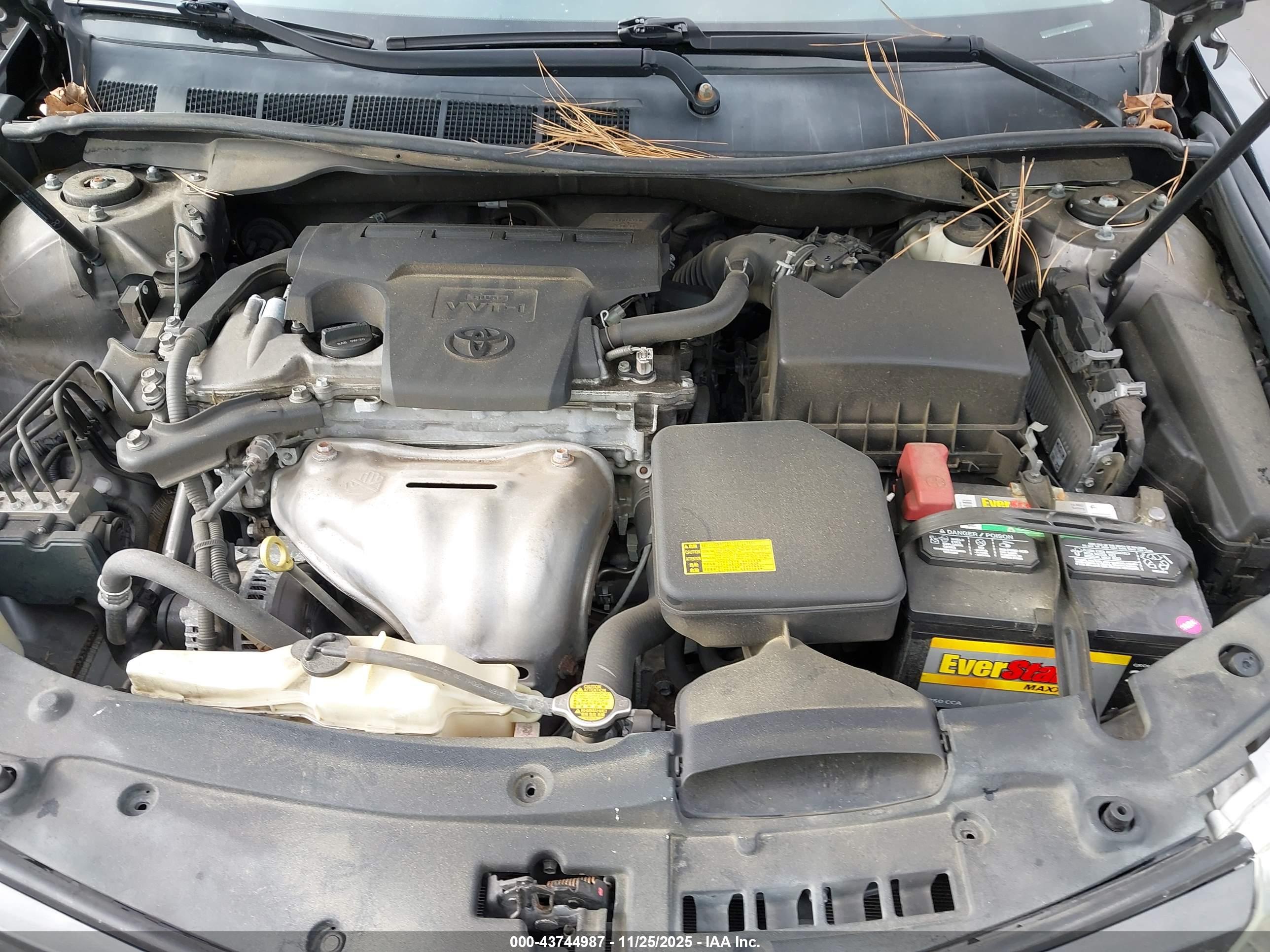 TOYOTA CAMRY image 10