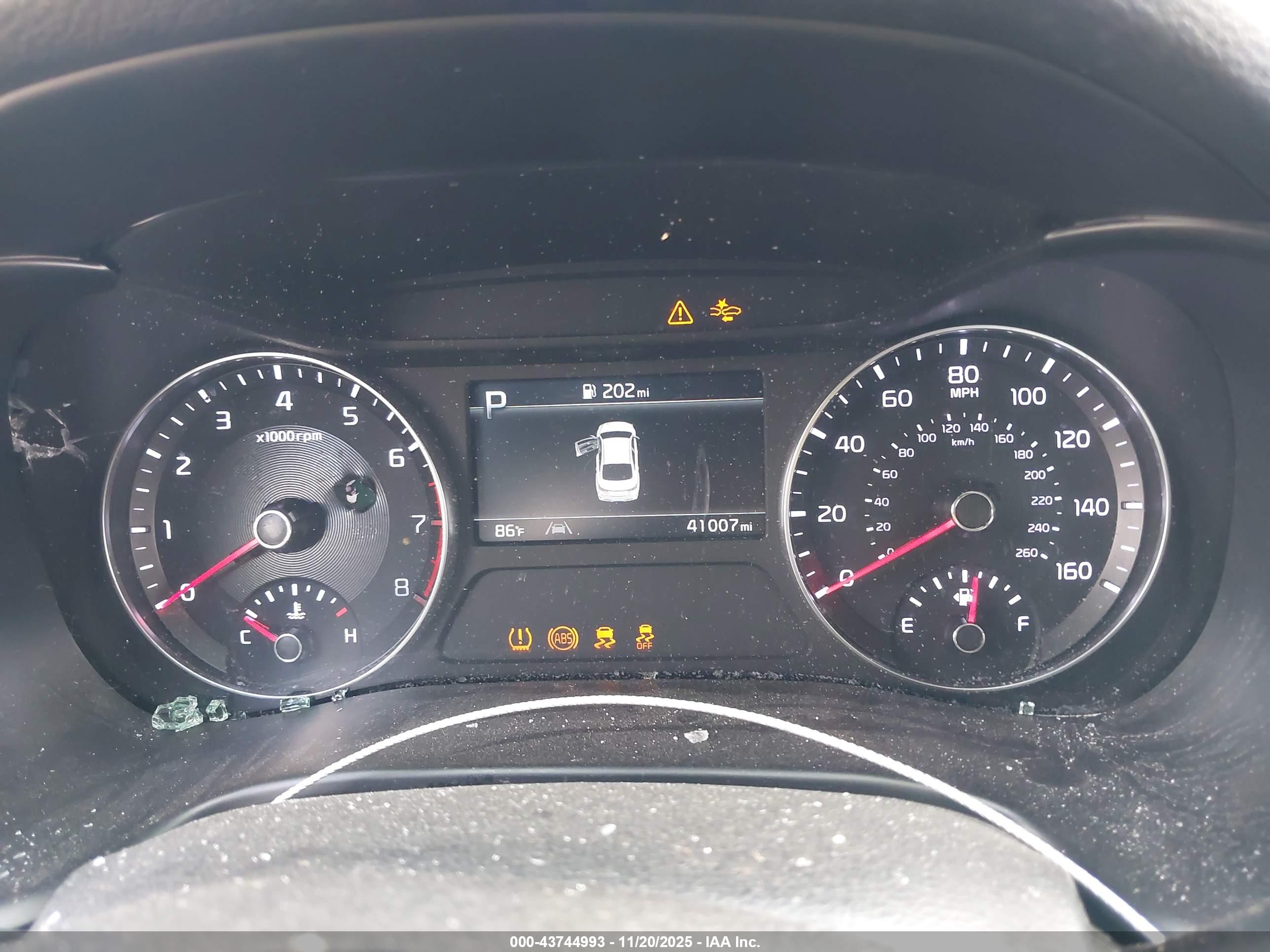 KIA FORTE image 7