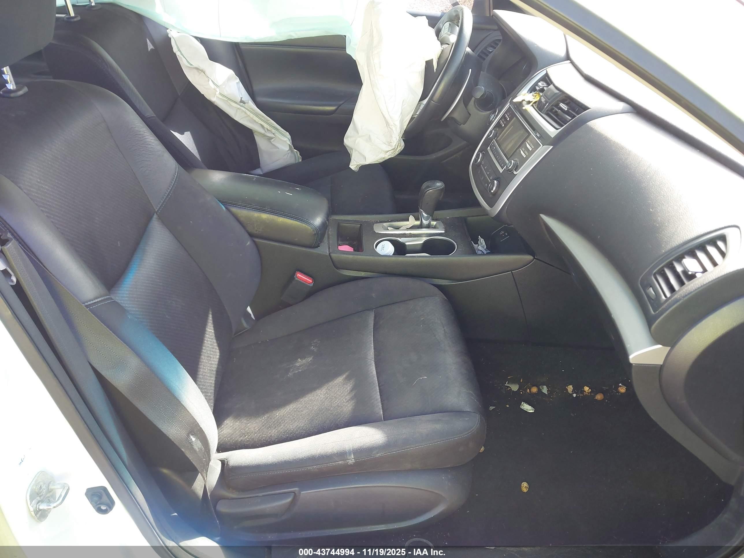 NISSAN ALTIMA image 5