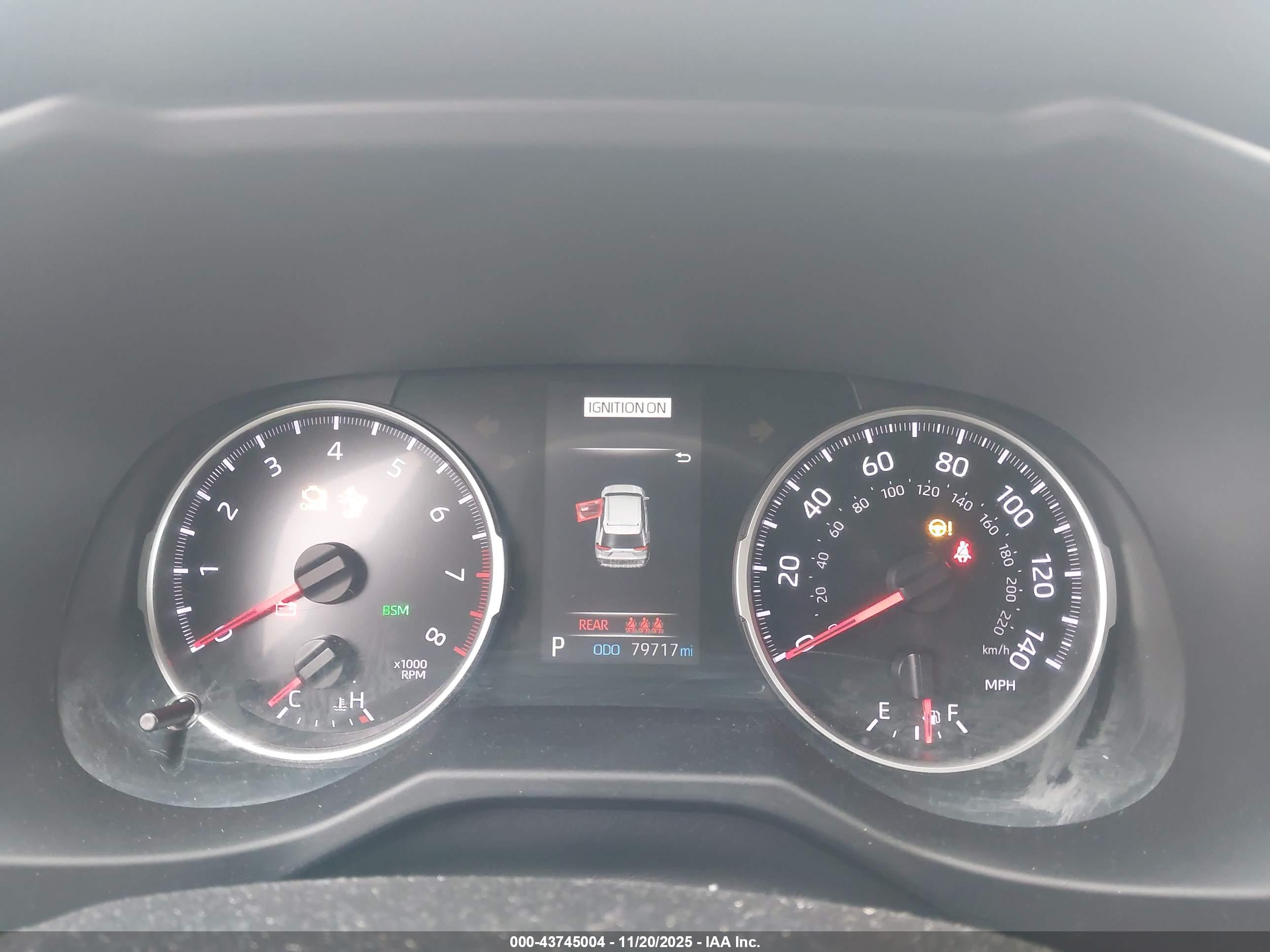 TOYOTA RAV4 image 7