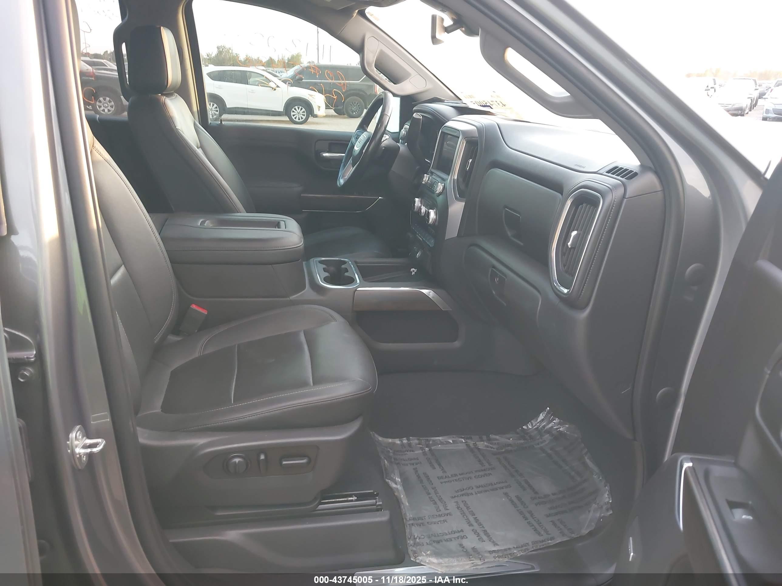 GMC SIERRA image 5