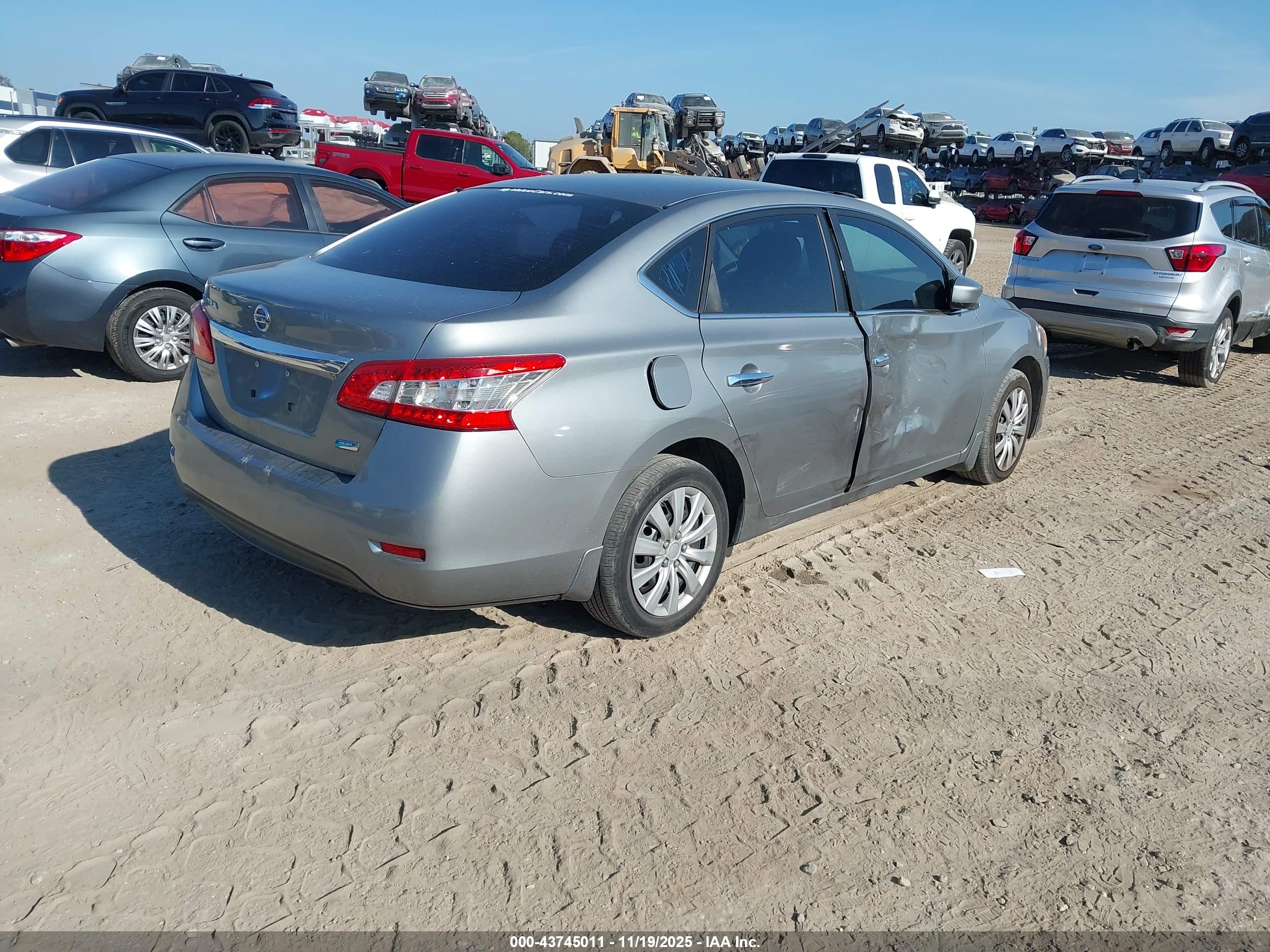 NISSAN SENTRA image 4