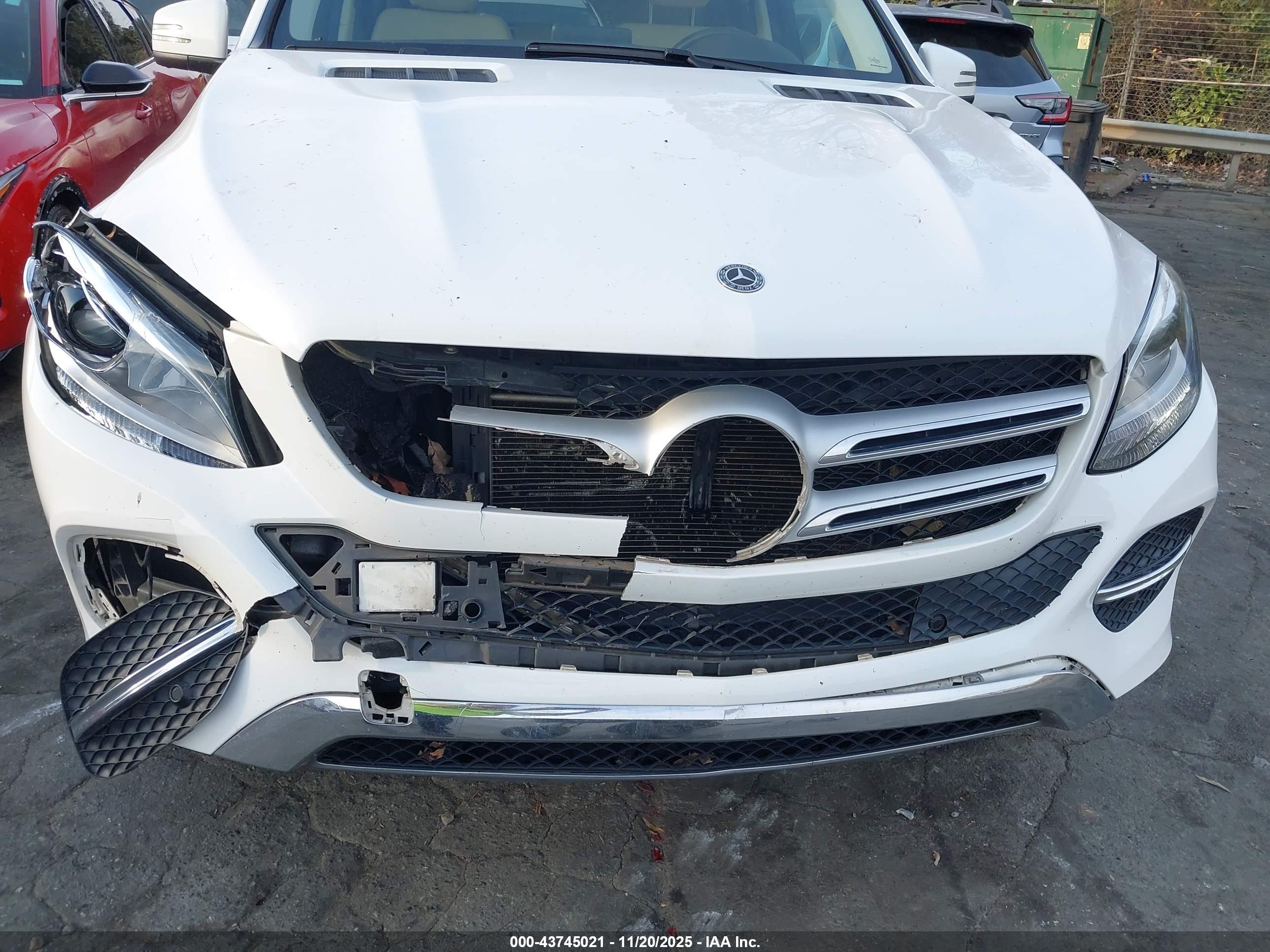 MERCEDES-BENZ GLE image 6