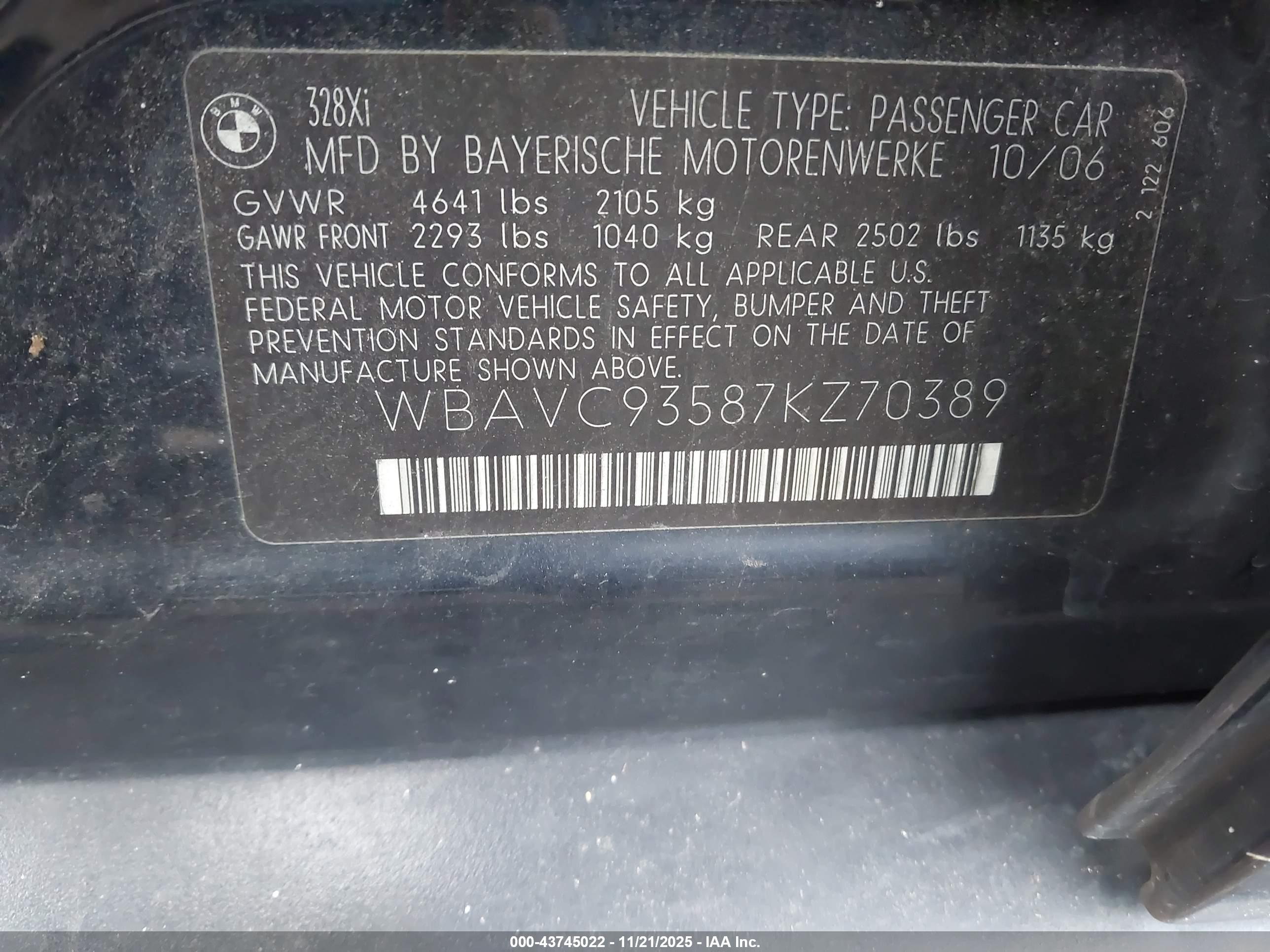 BMW 328XI image 9