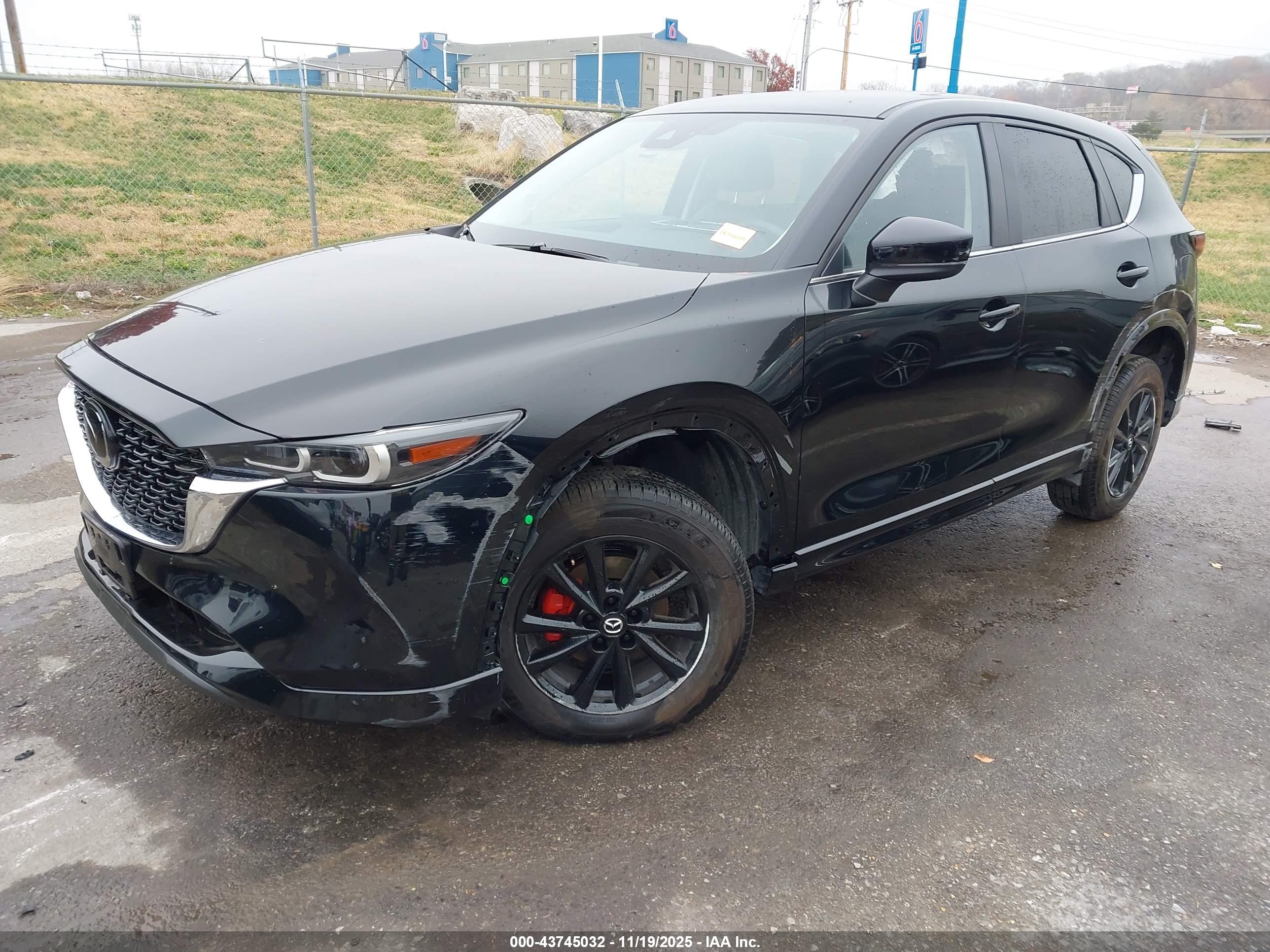 MAZDA CX-5 image 2