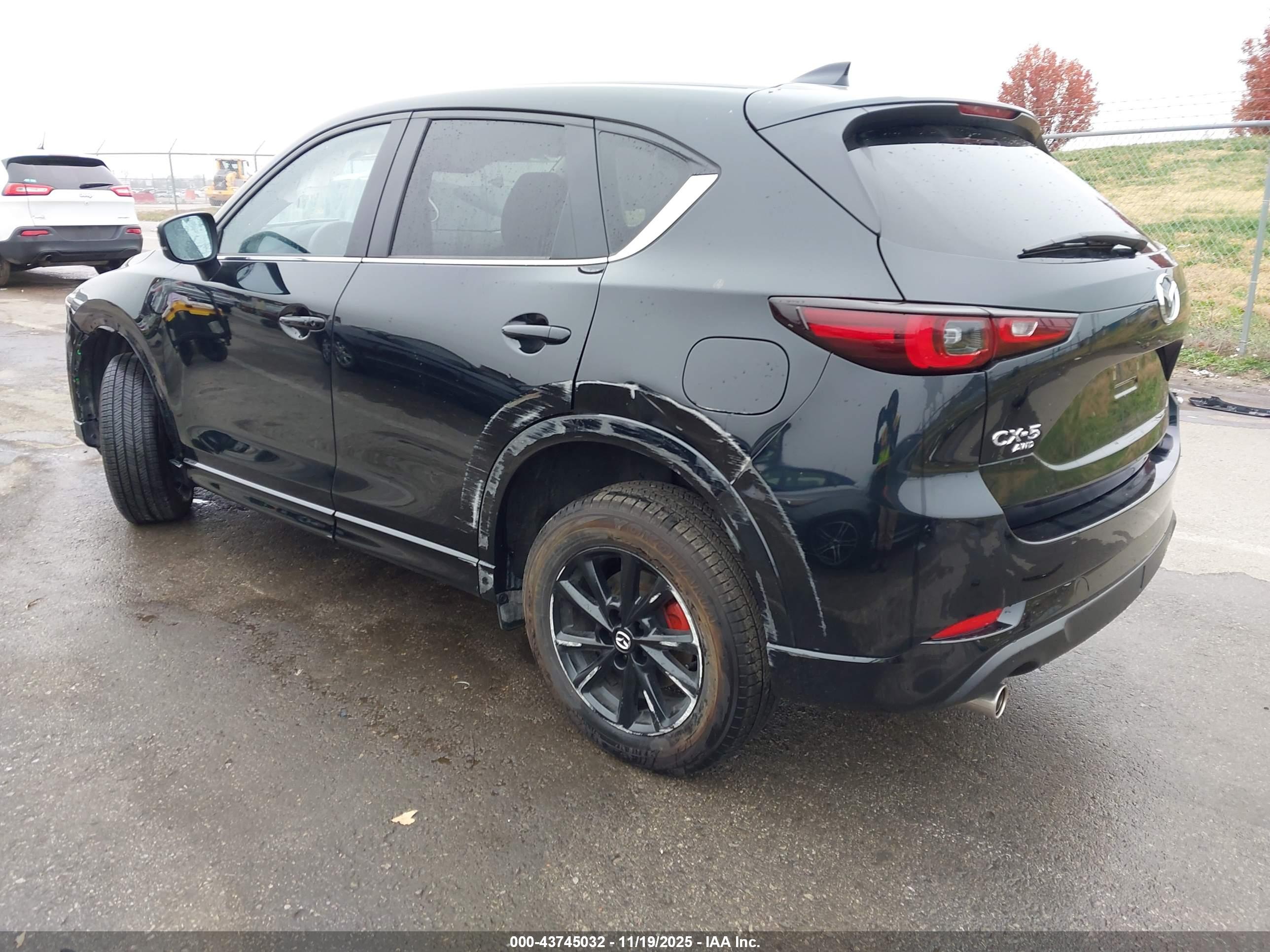 MAZDA CX-5 image 3