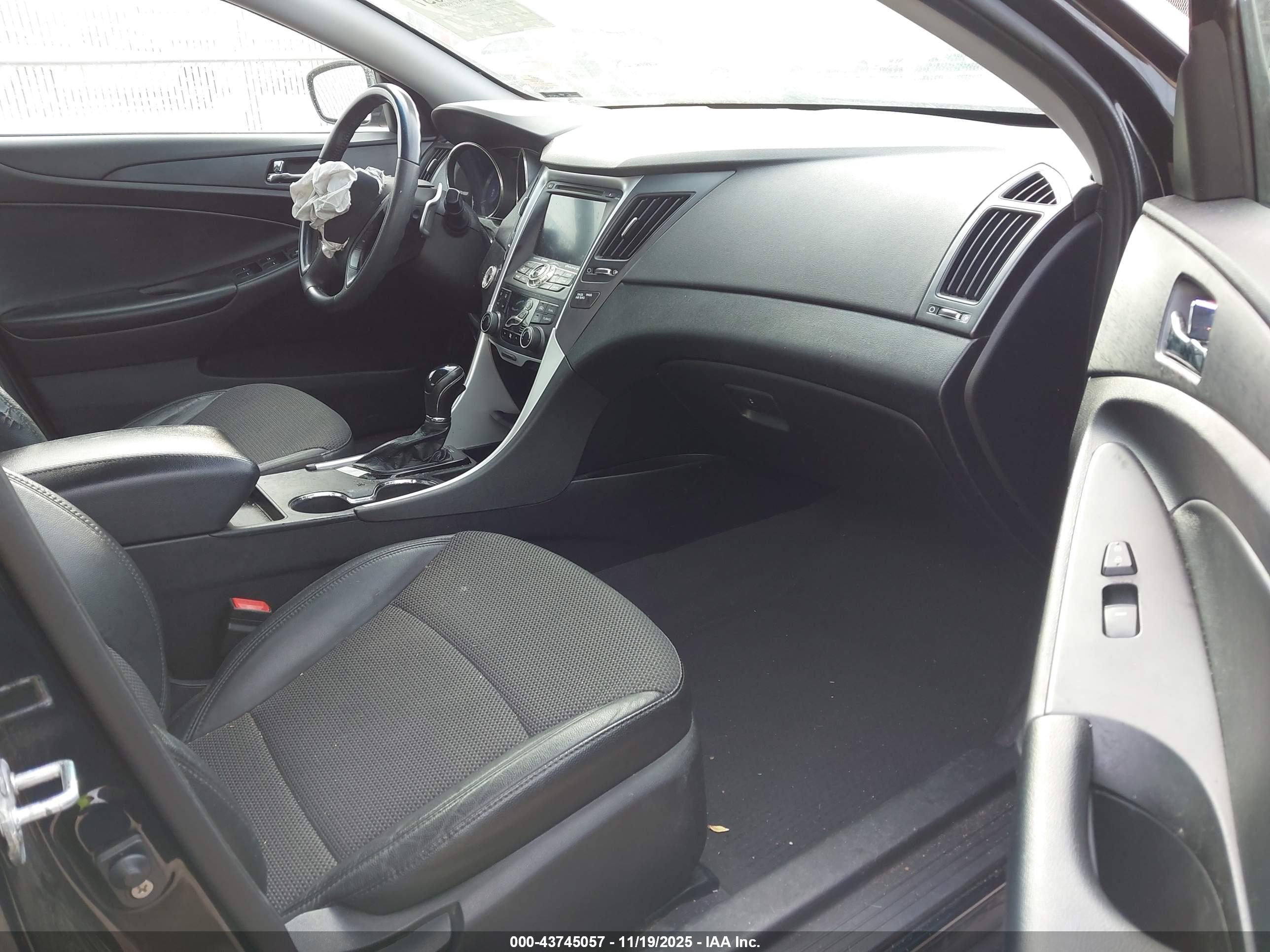 HYUNDAI SONATA image 5