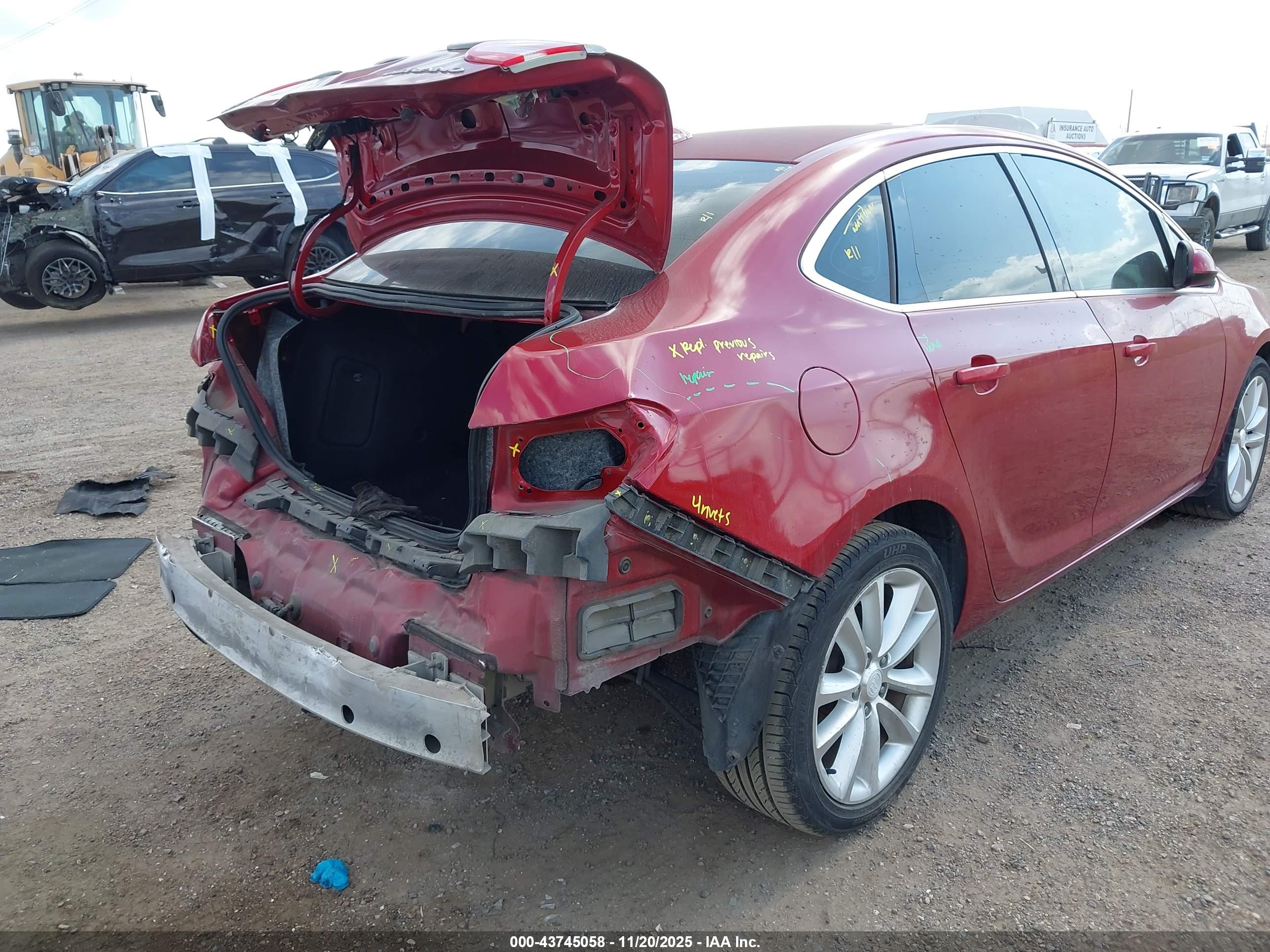 BUICK VERANO image 6