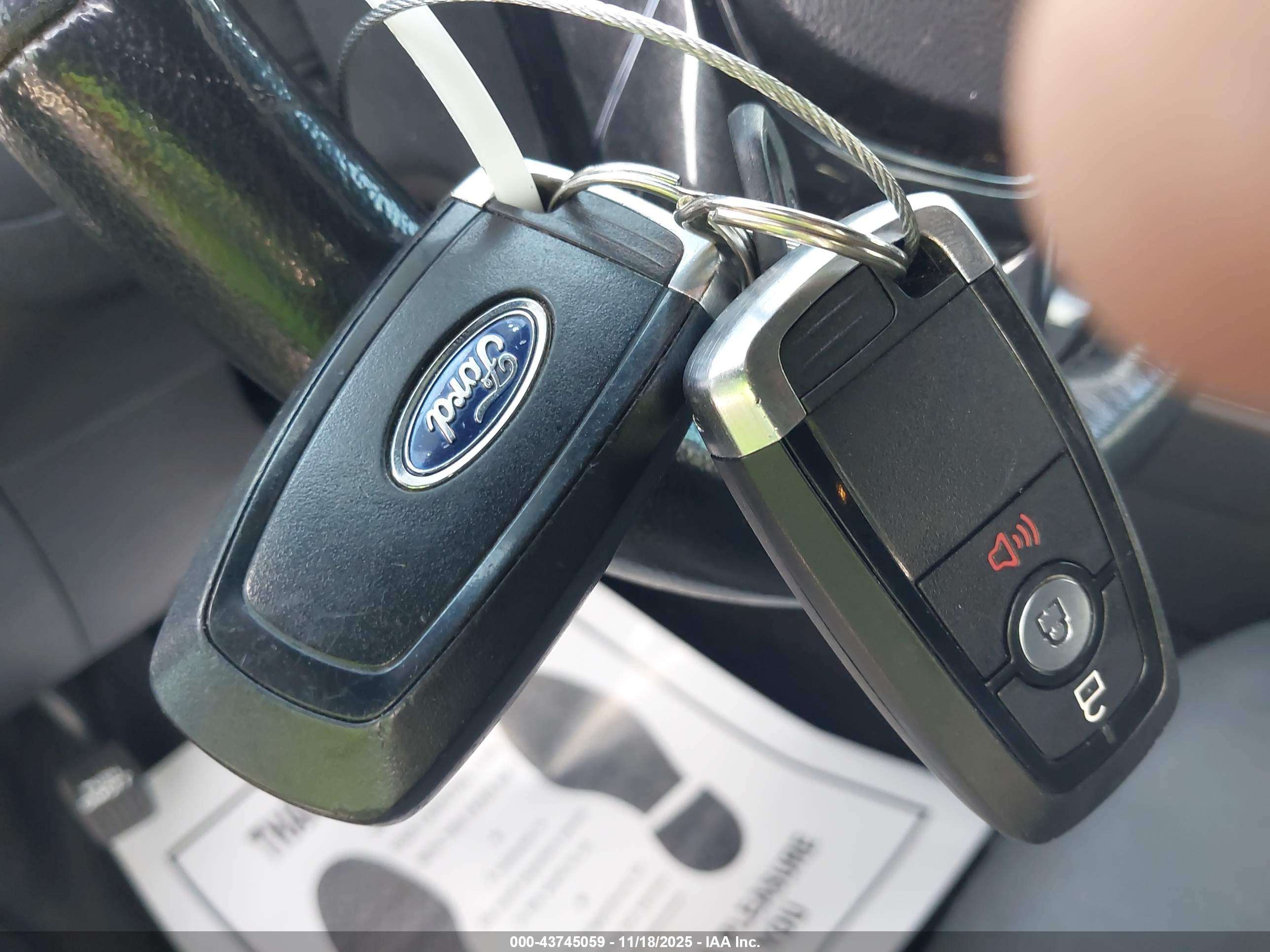 FORD EXPLORER image 11