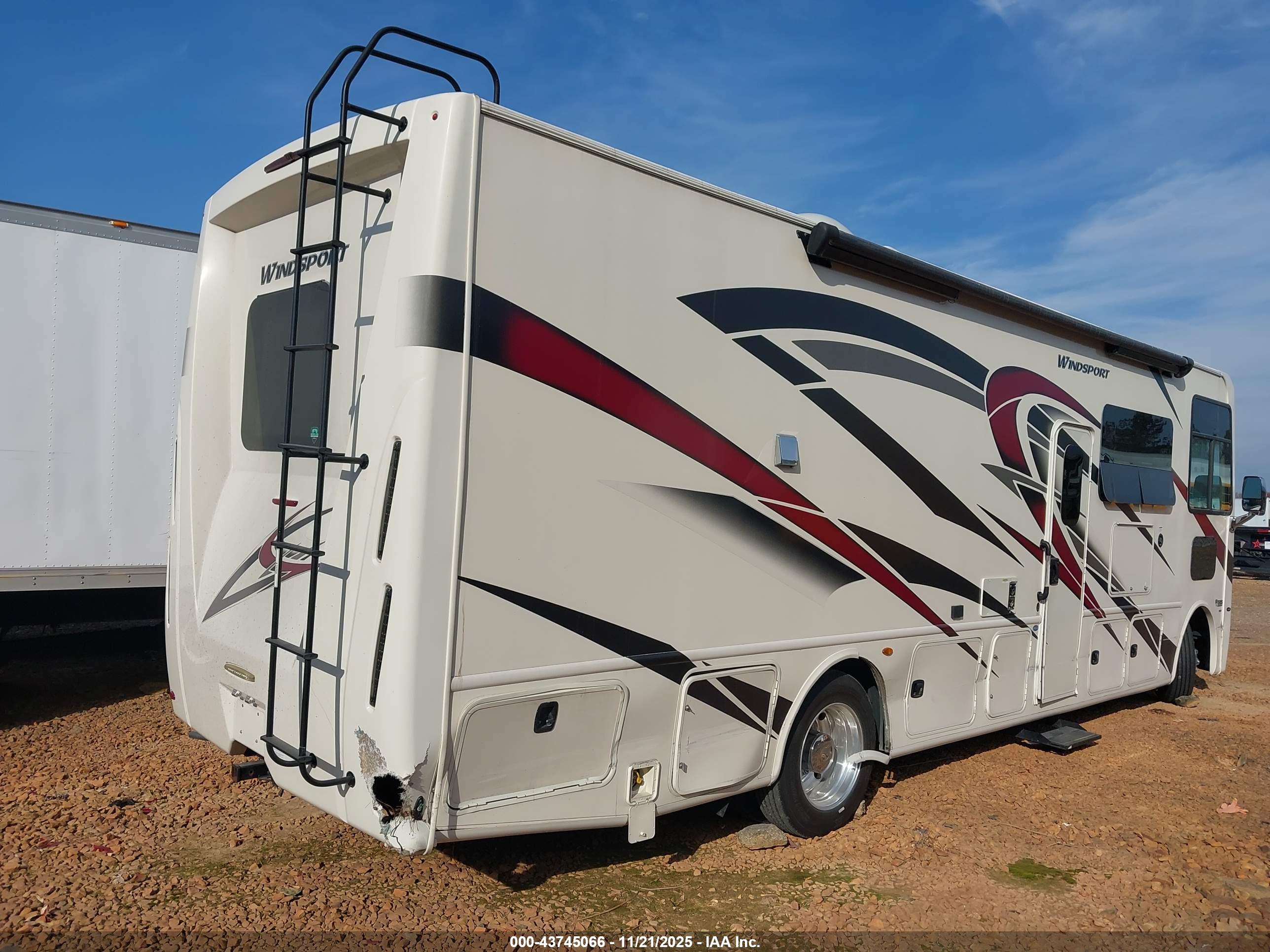 FORD F53 image 4