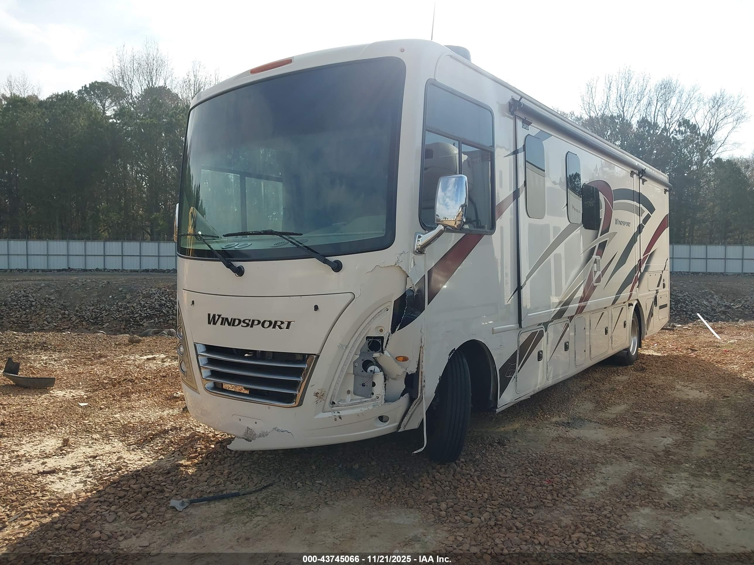 FORD F53 image 6