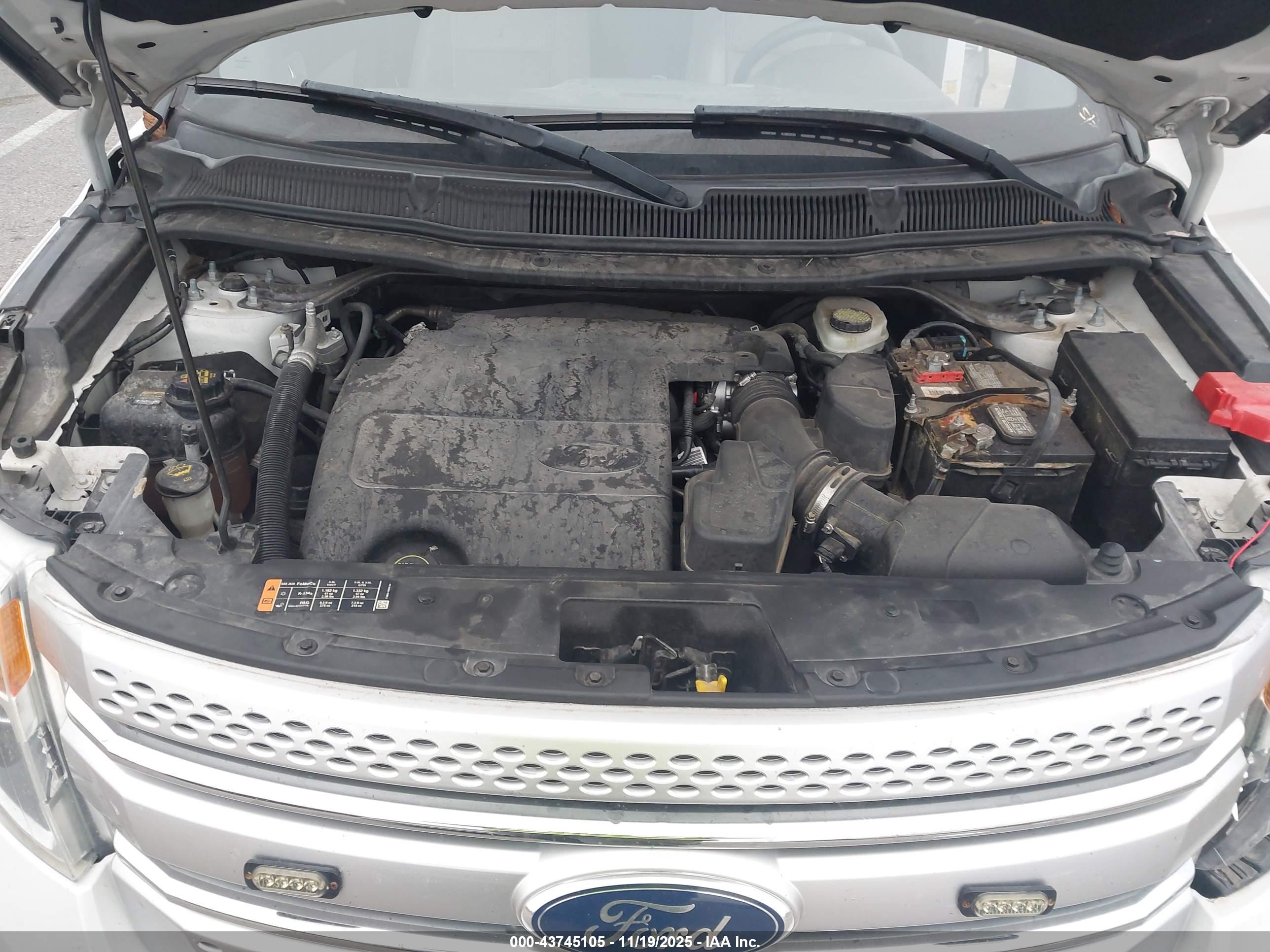 FORD EXPLORER image 10
