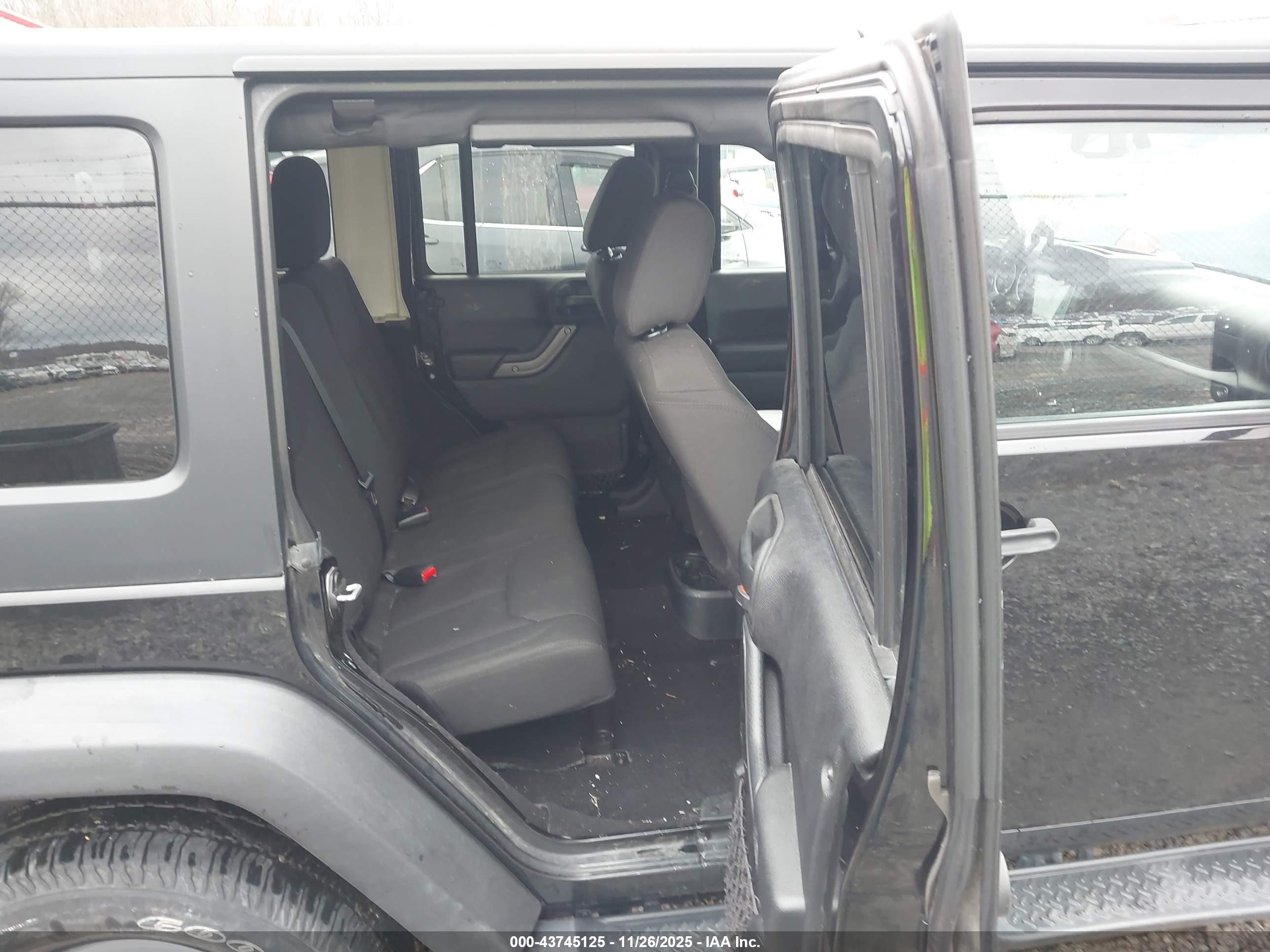 JEEP WRANGLER image 8