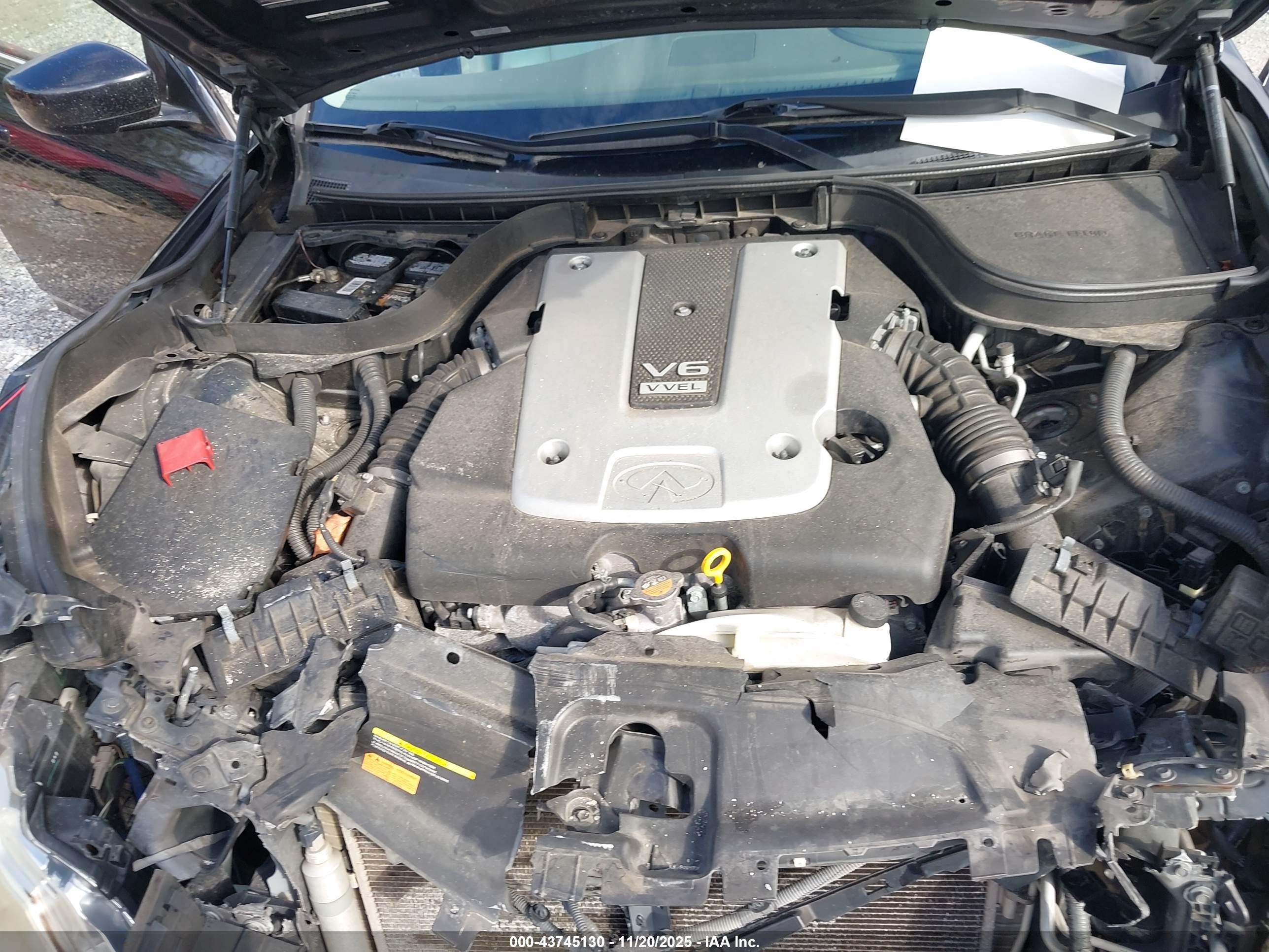 INFINITI G37 image 10