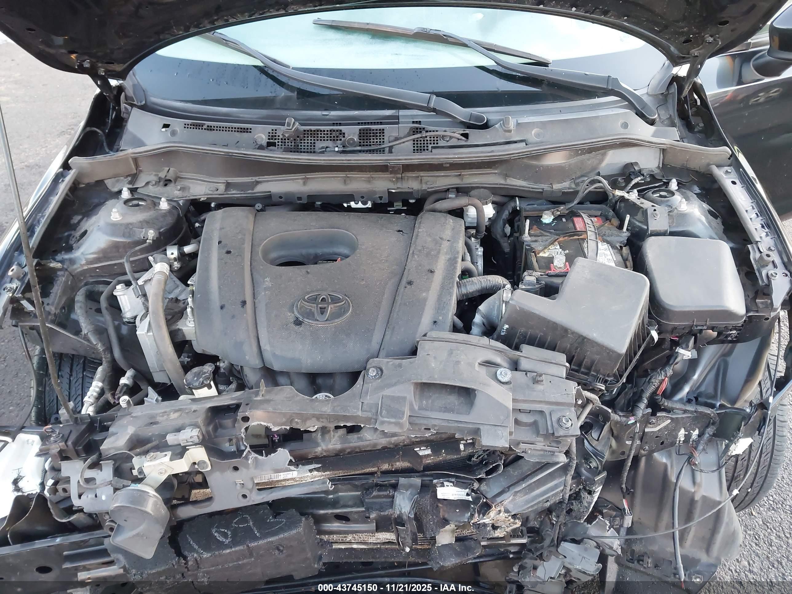 TOYOTA YARIS image 10