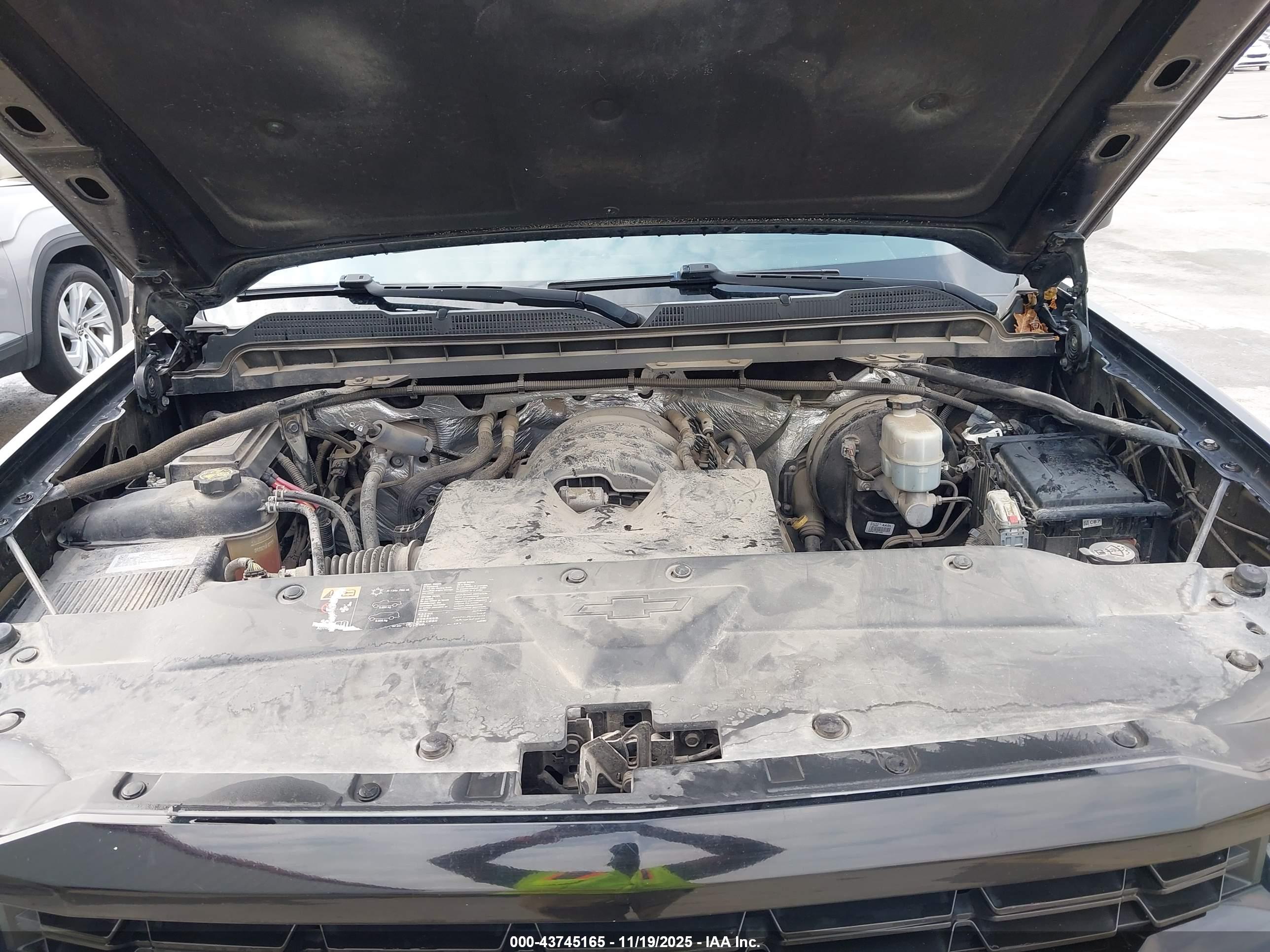 CHEVROLET SILVERADO image 10