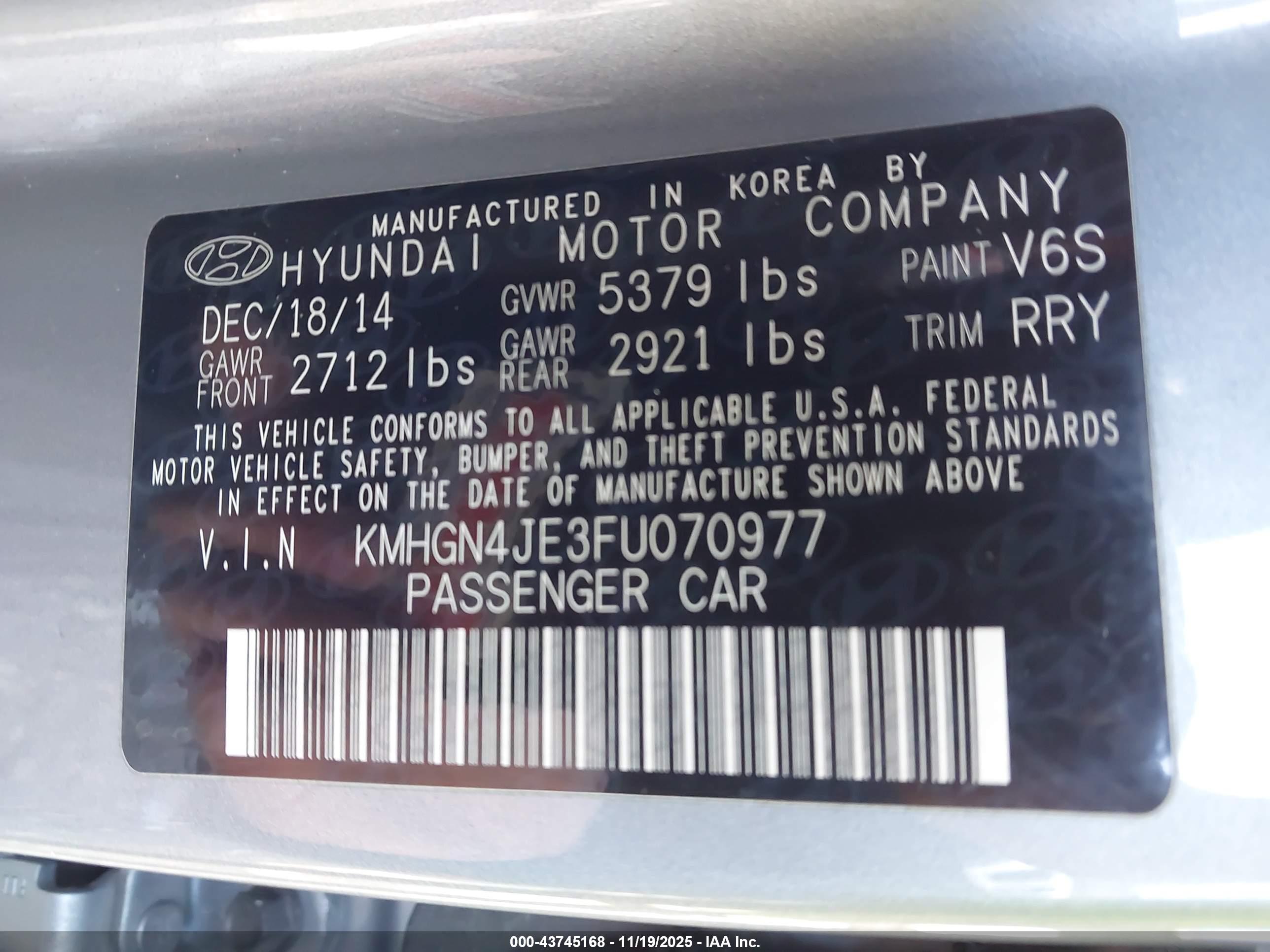 HYUNDAI GENESIS image 9