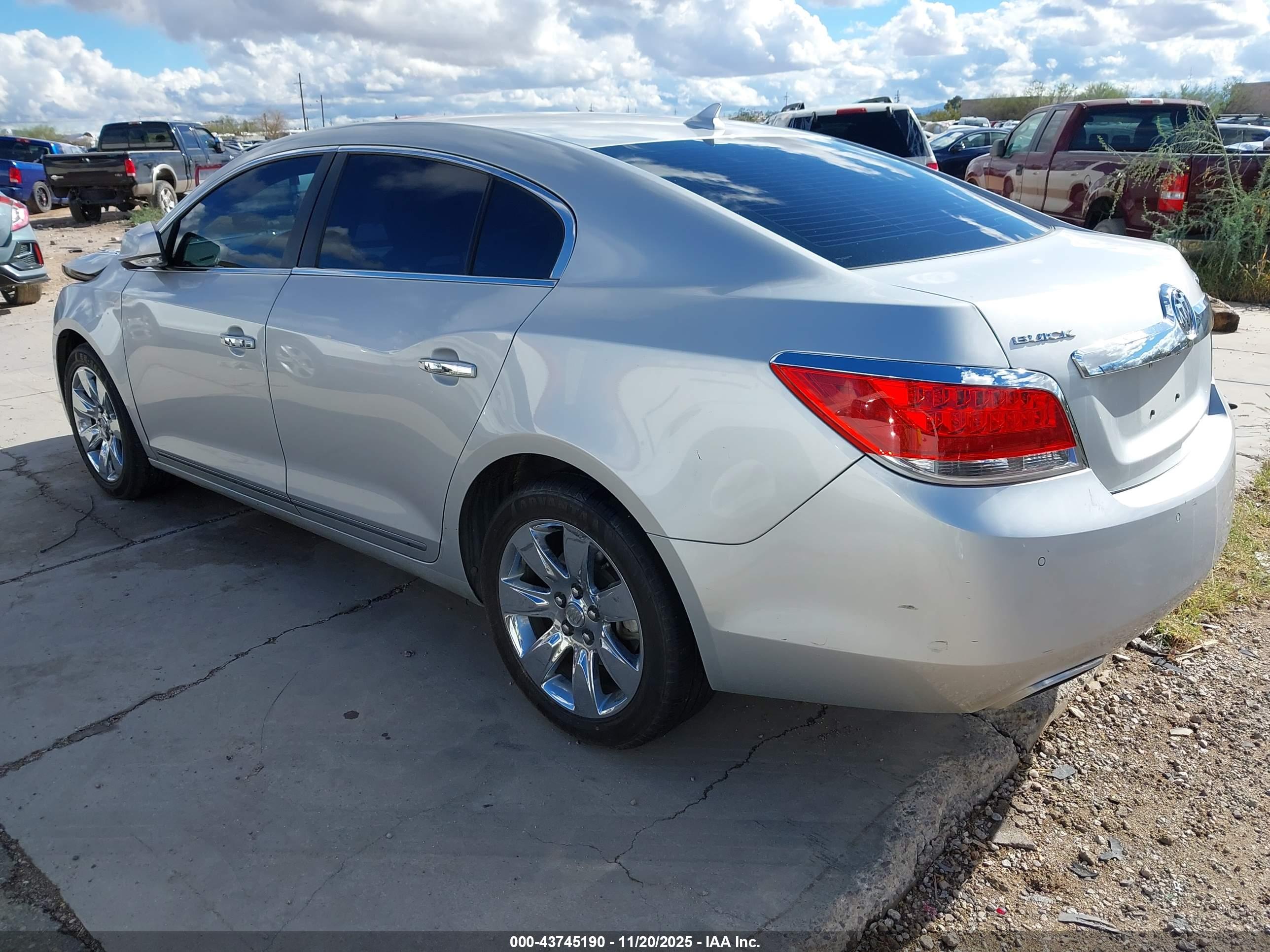 BUICK LACROSSE image 3