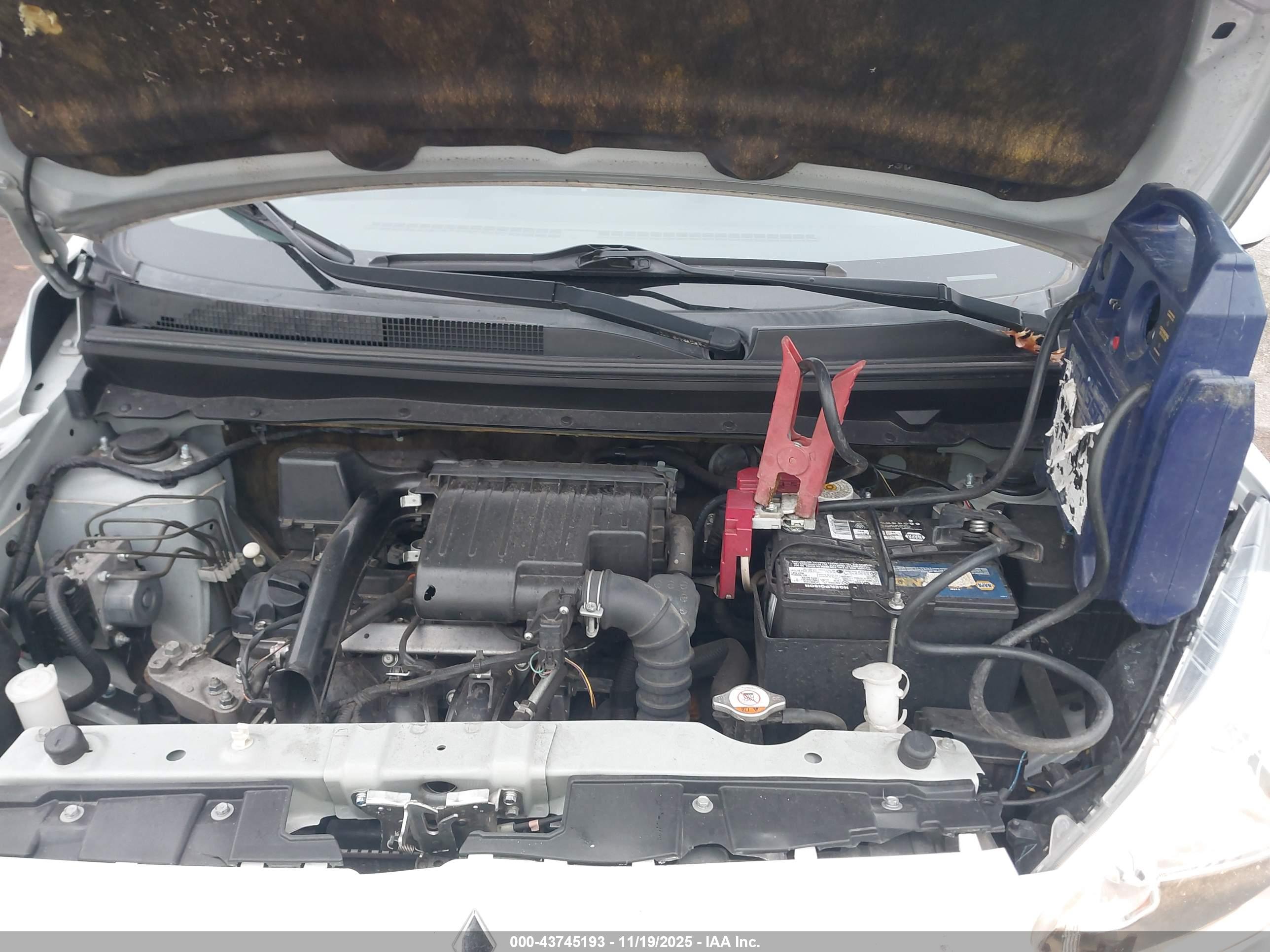 MITSUBISHI MIRAGE image 10