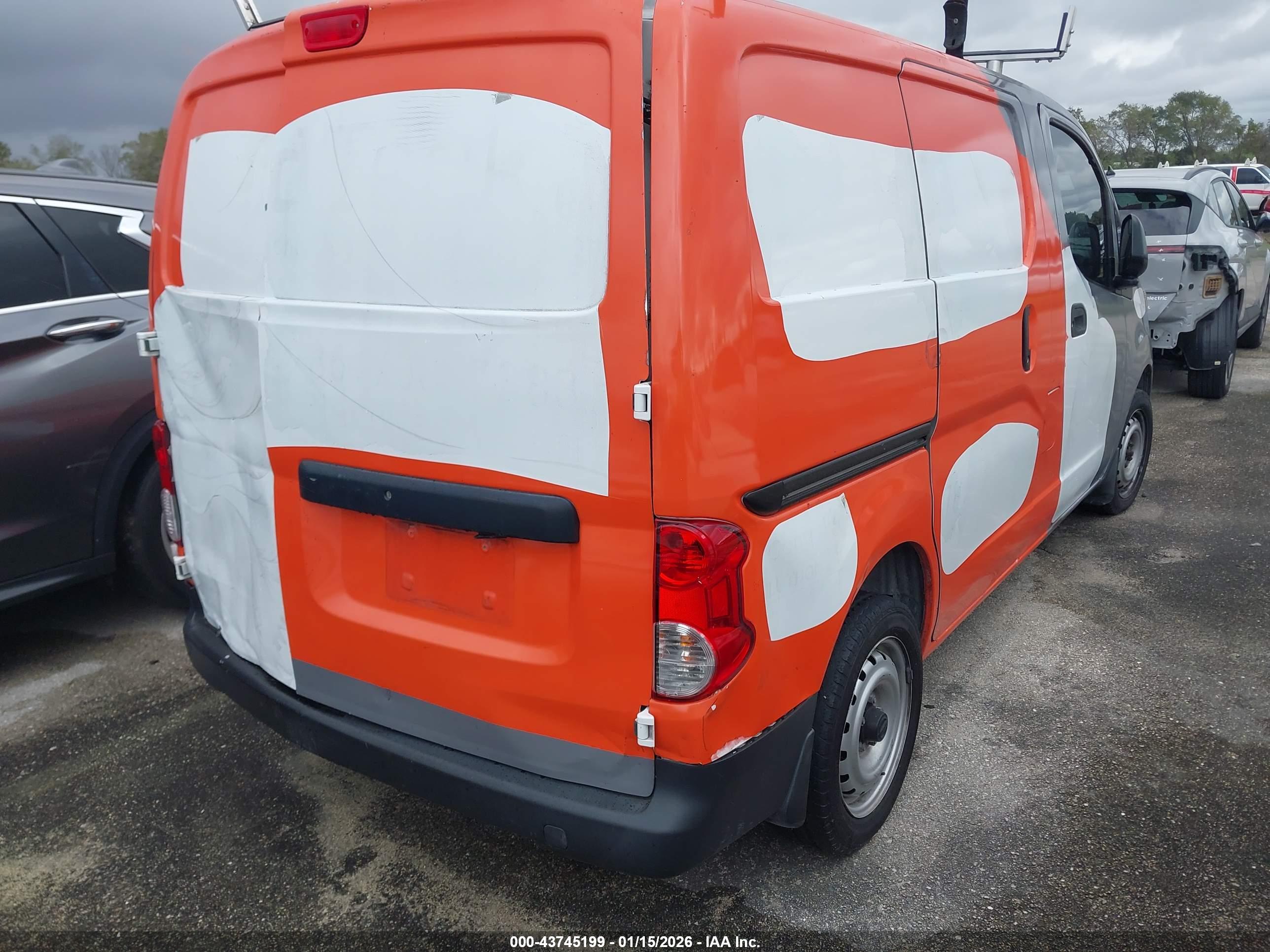 NISSAN NV200 image 4