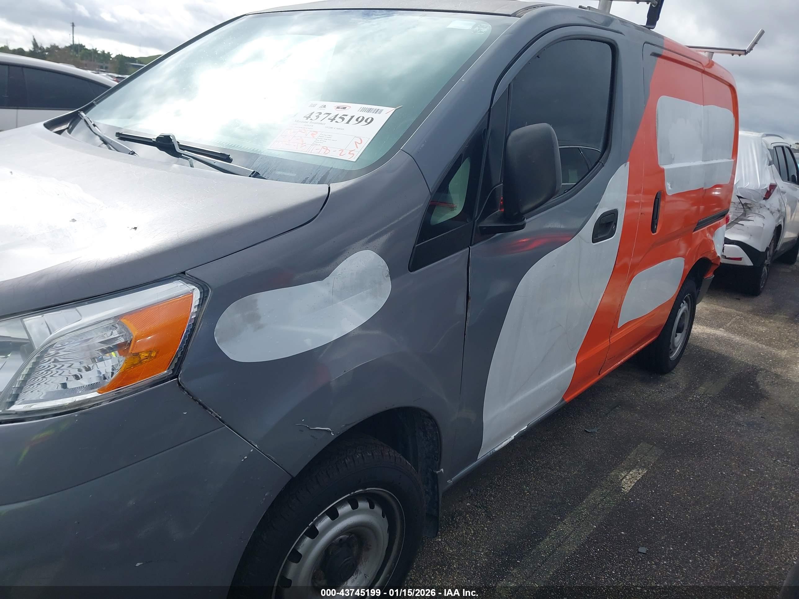 NISSAN NV200 image 6
