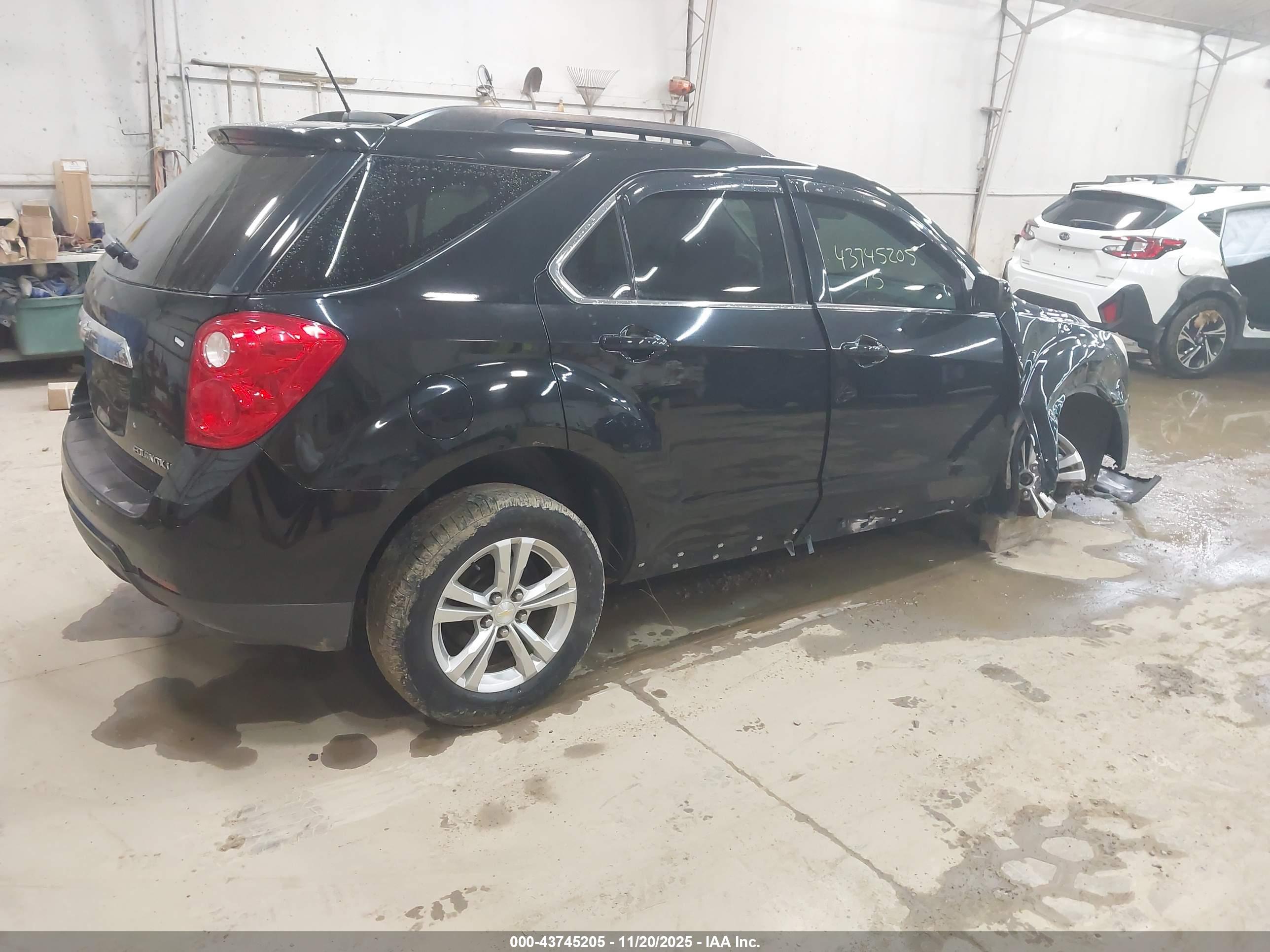 CHEVROLET EQUINOX image 4