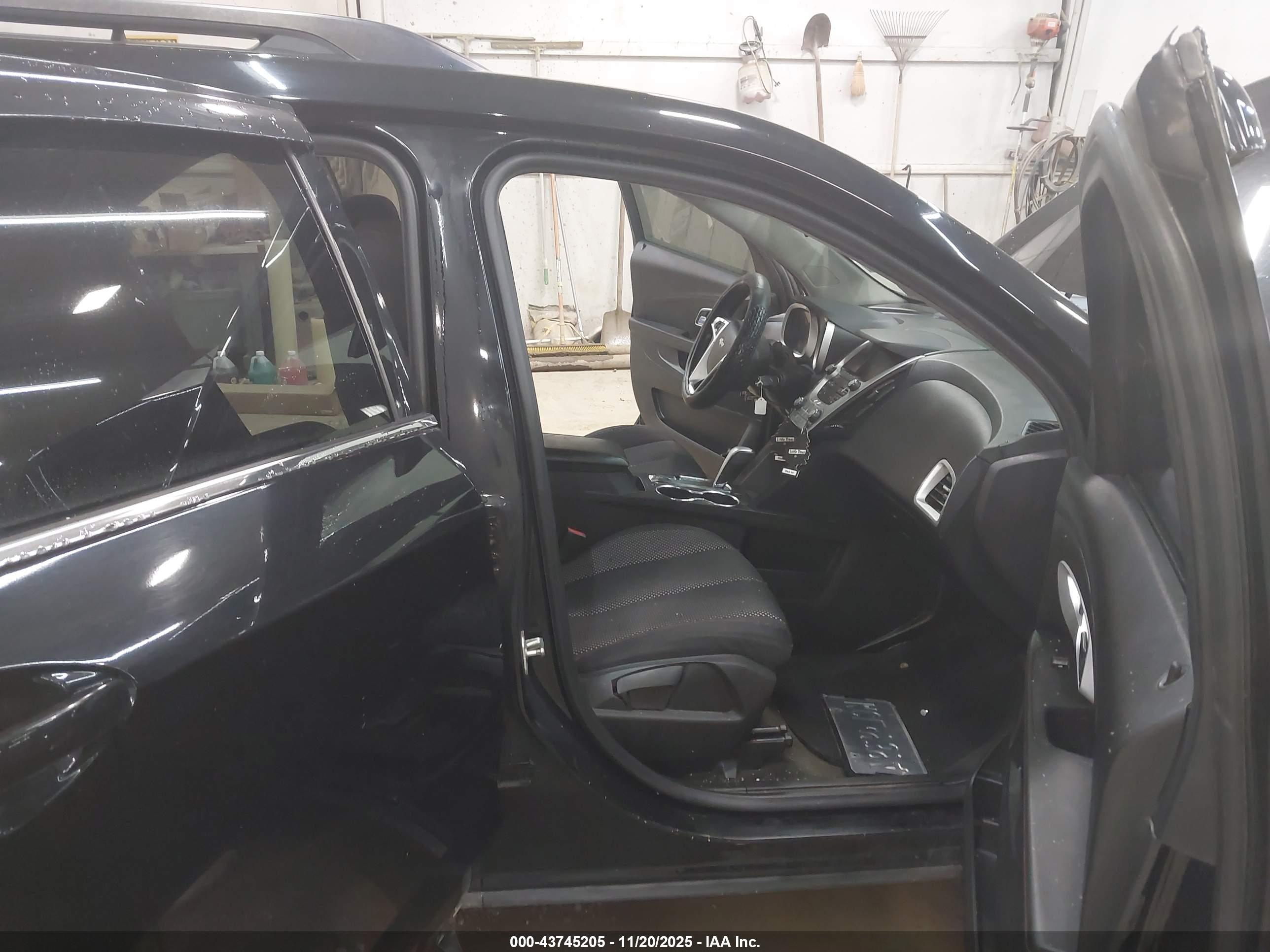 CHEVROLET EQUINOX image 5